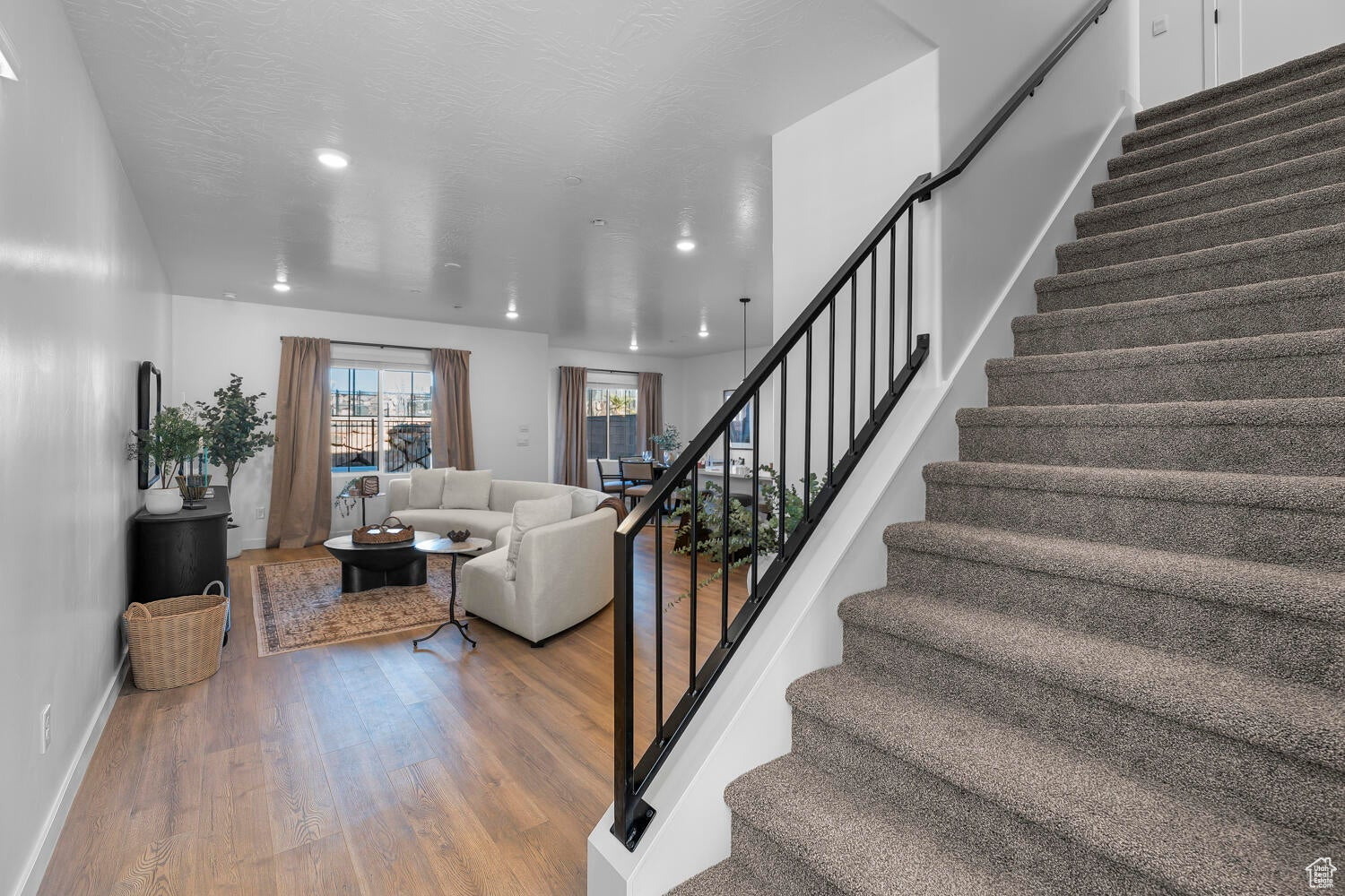 LONG VALLEY - Residential