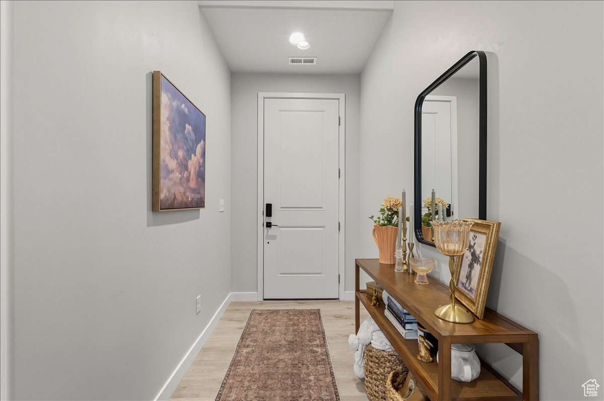 SALT POINT - Residential