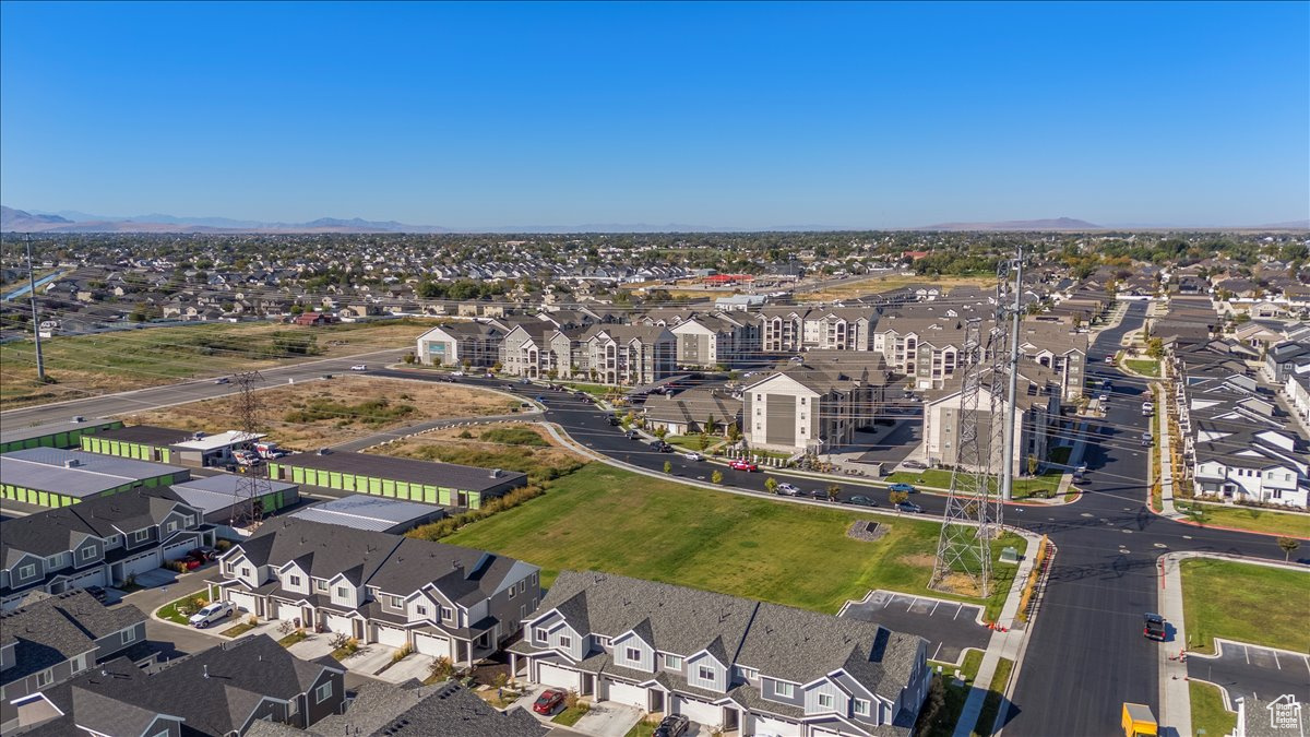 SALT POINT - Residential