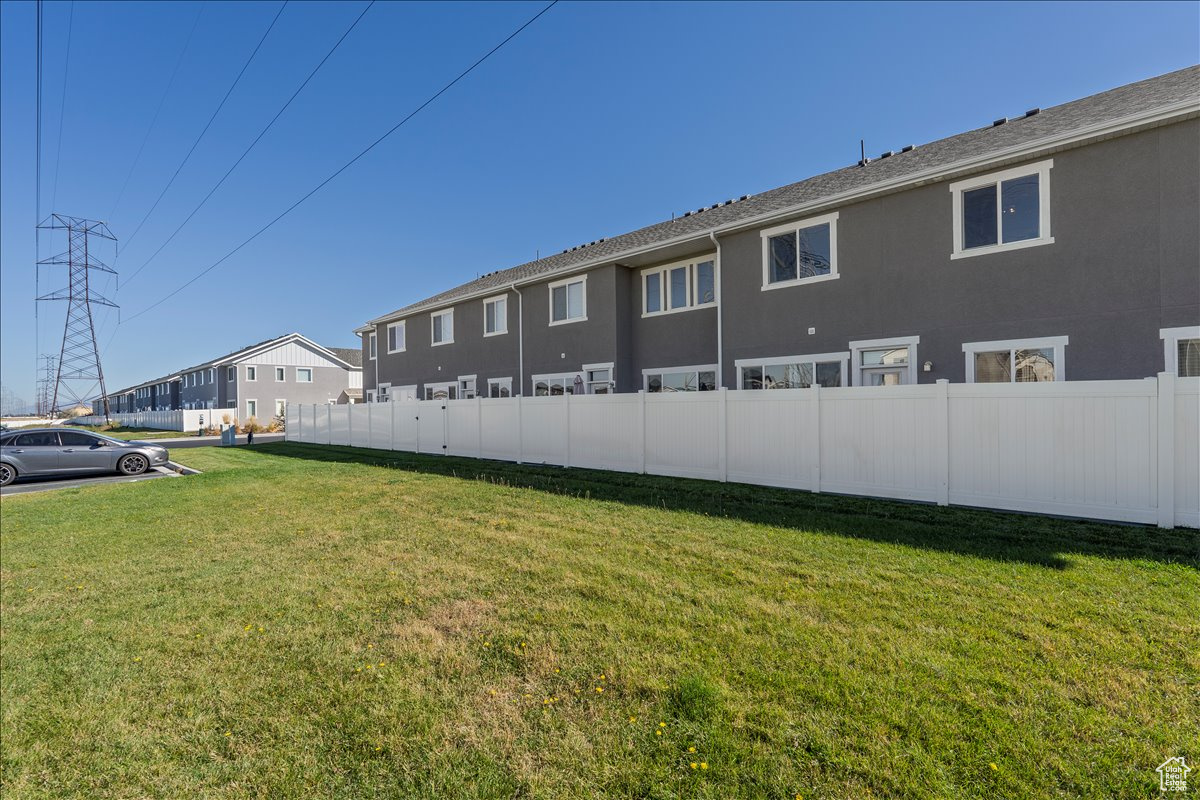 SALT POINT - Residential