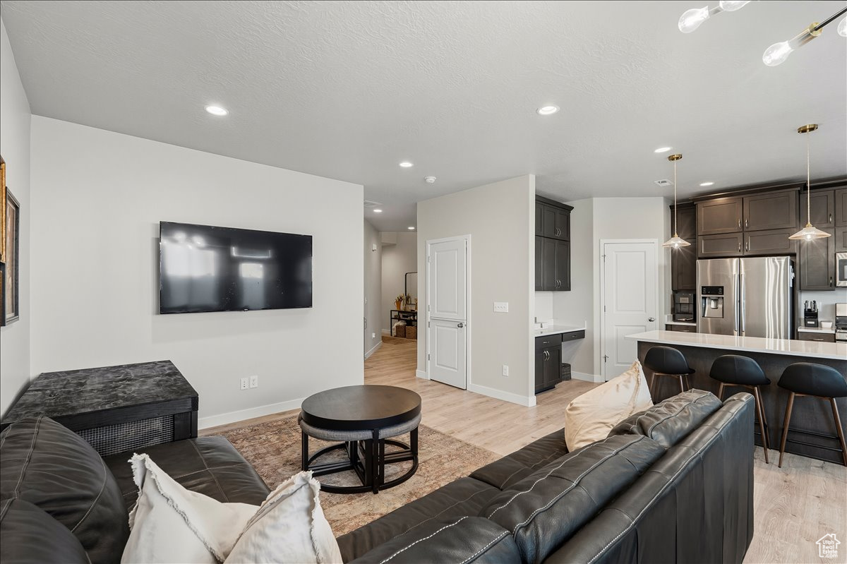 SALT POINT - Residential