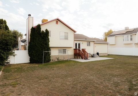 Tiny photo for 1636 W PLUM CREEK DR, West Jordan, UT 84088 (MLS # 2103045)