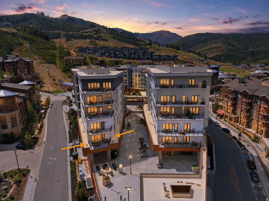 Photo of 2417 W HIGH MOUNTAIN RD #3211, Park City, UT 84098 (MLS # 2181044)