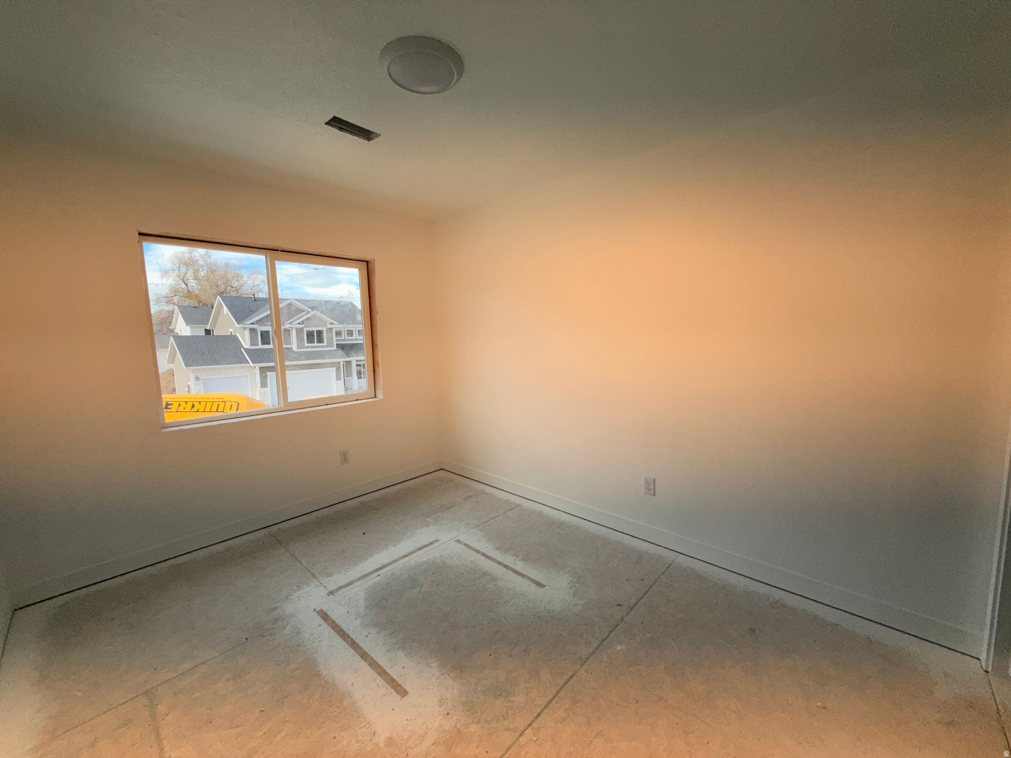 DIXON DOWNS - Residential