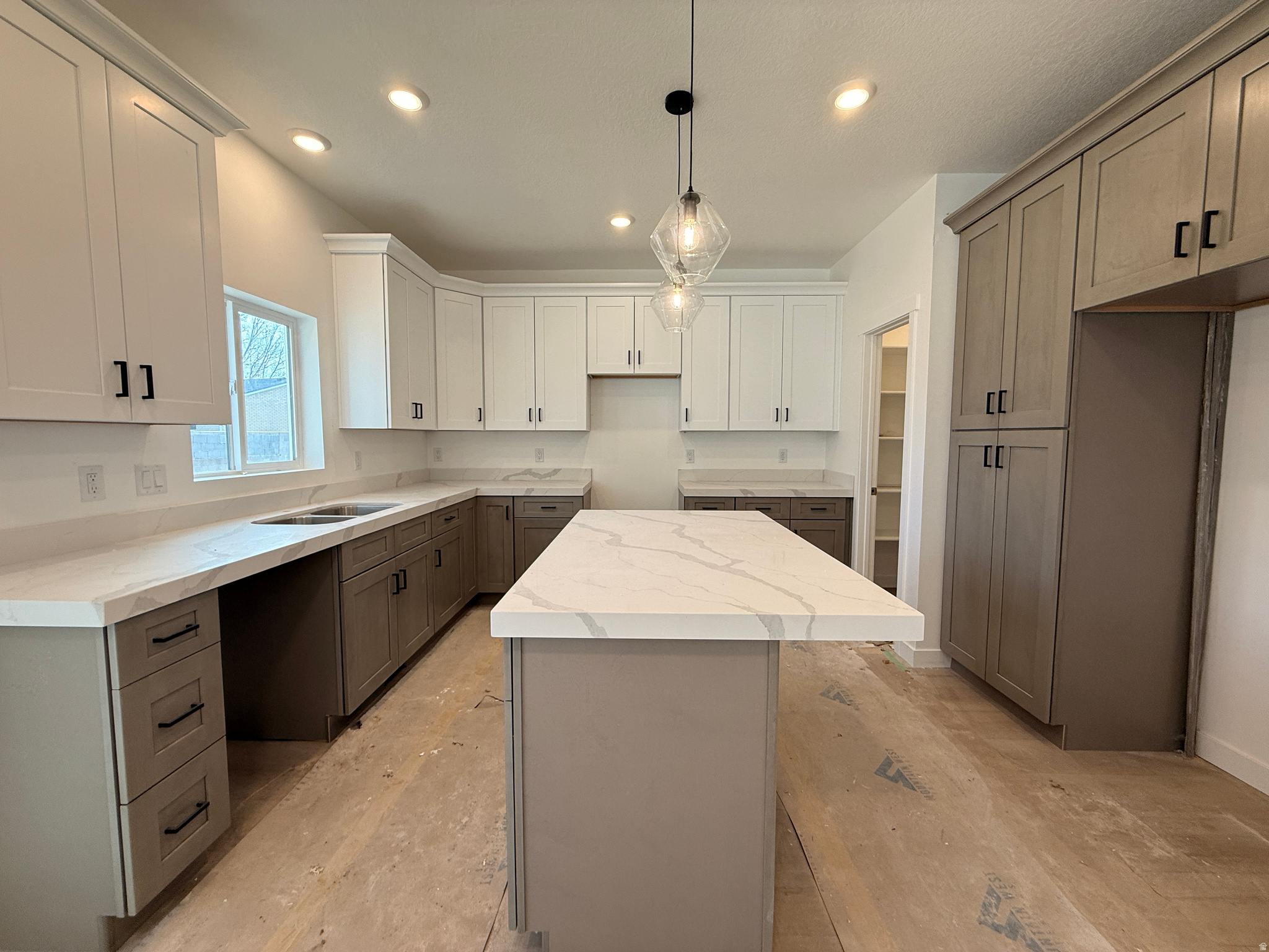 DIXON DOWNS - Residential