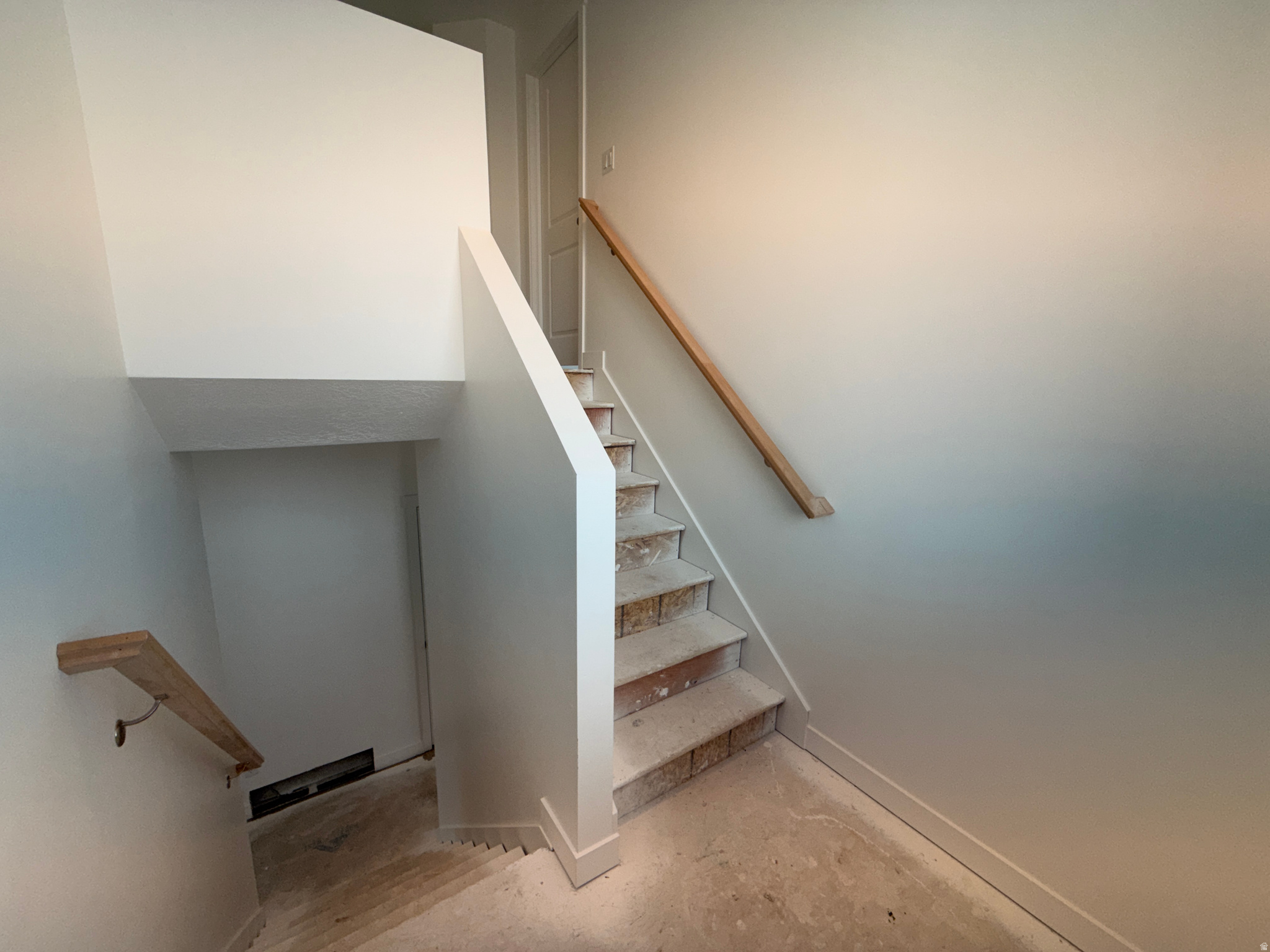 DIXON DOWNS - Residential