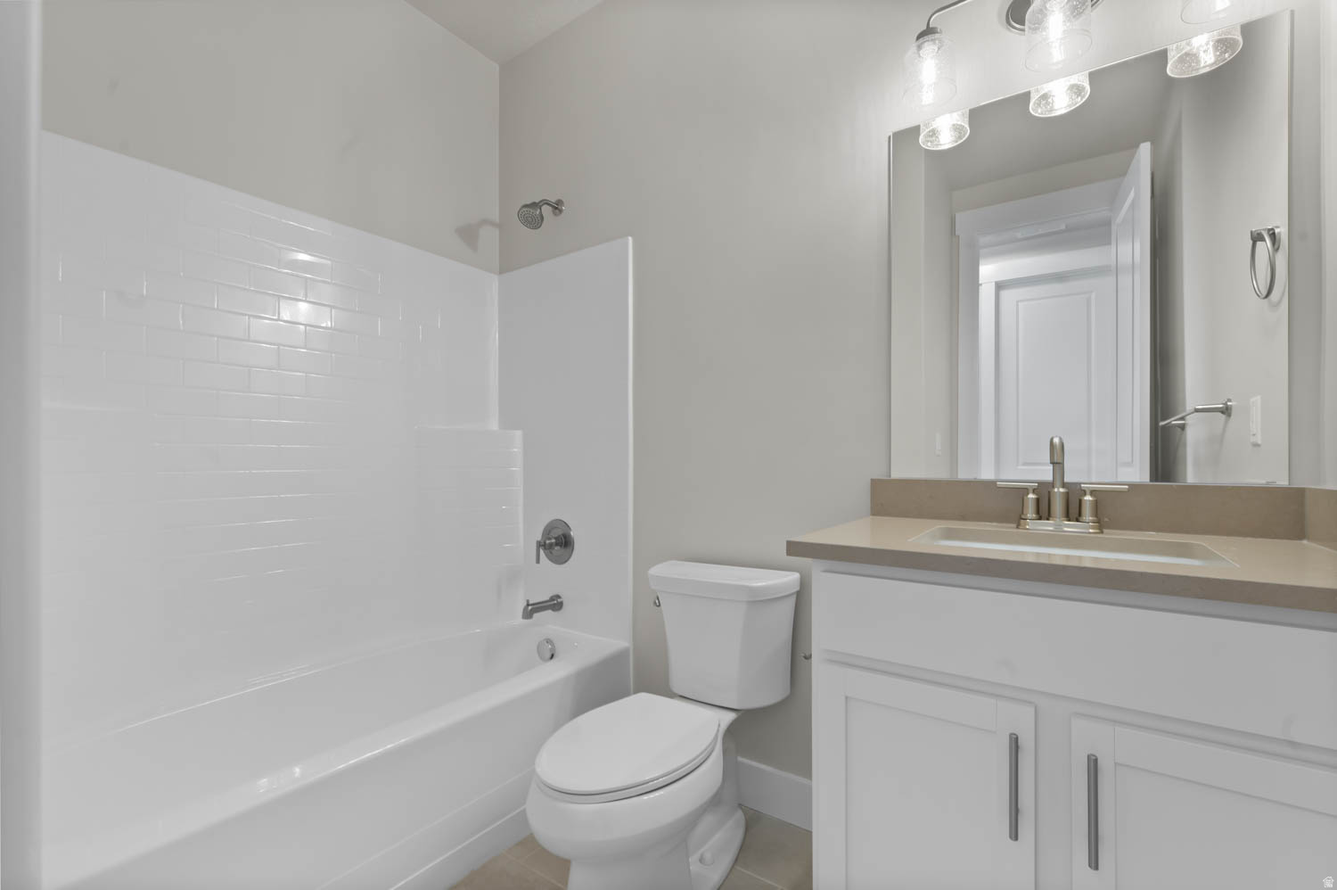 OVERLAND COLLECTION V2 247 - Residential