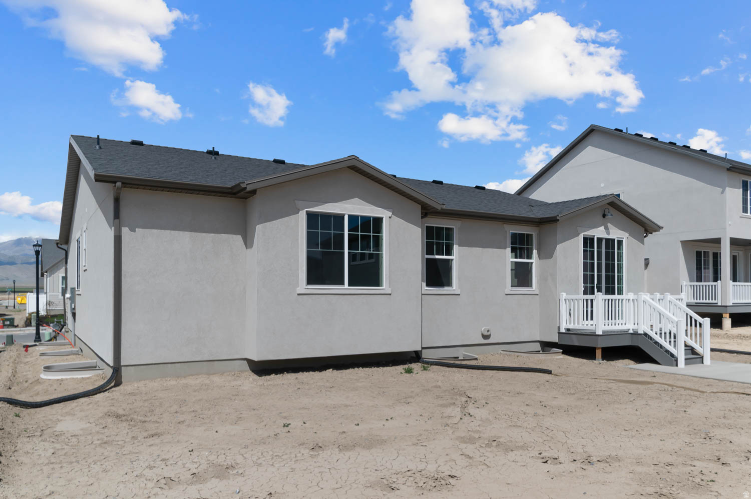 OVERLAND COLLECTION V2 247 - Residential