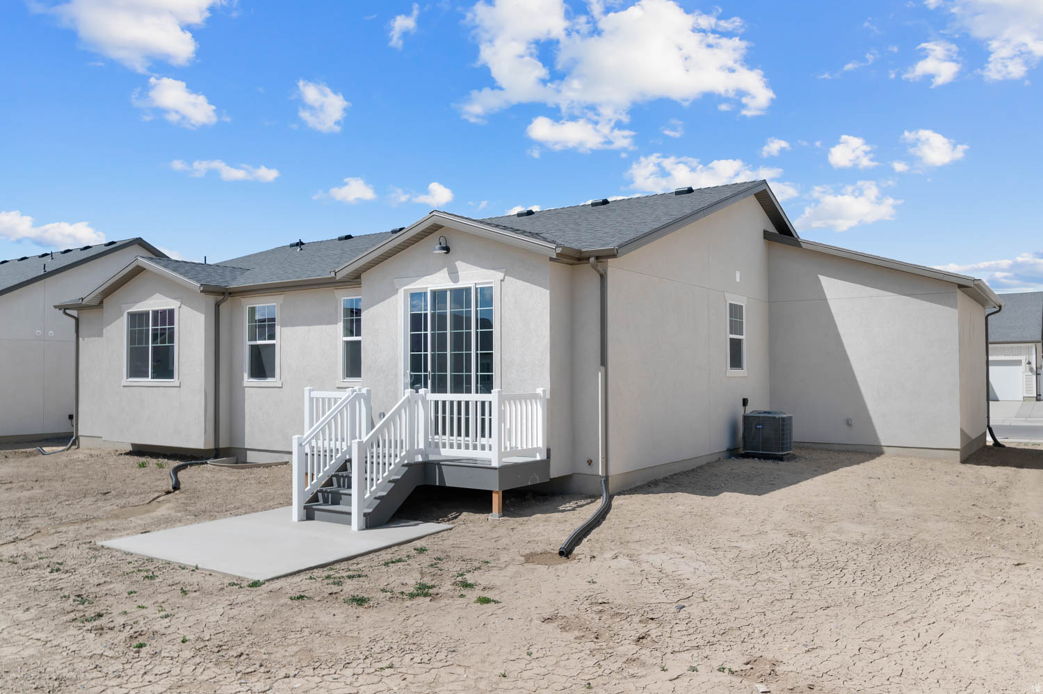 OVERLAND COLLECTION V2 247 - Residential