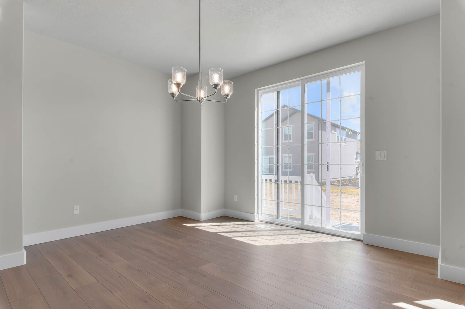 OVERLAND COLLECTION V2 247 - Residential