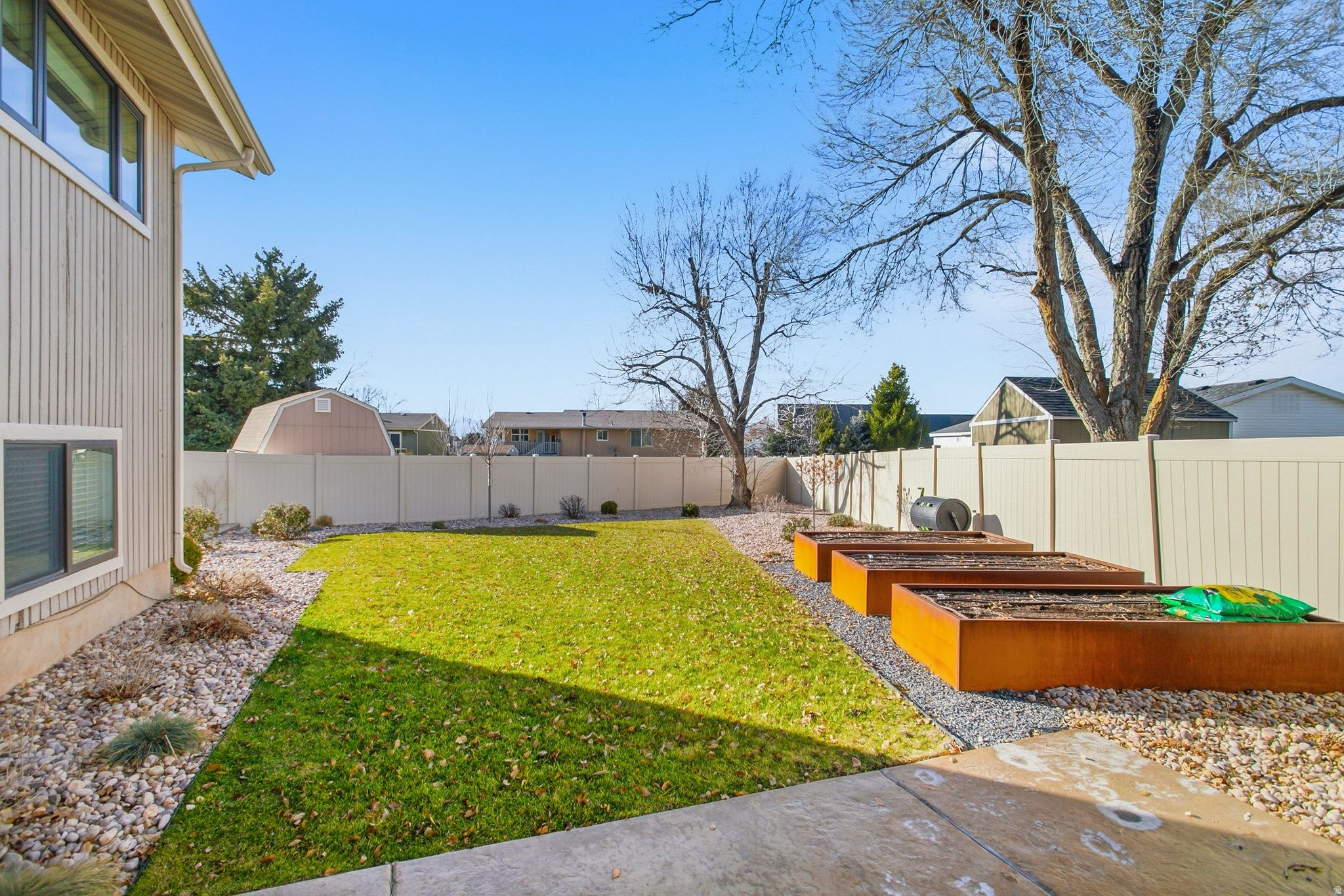 QUAIL HOLLOW - Residential