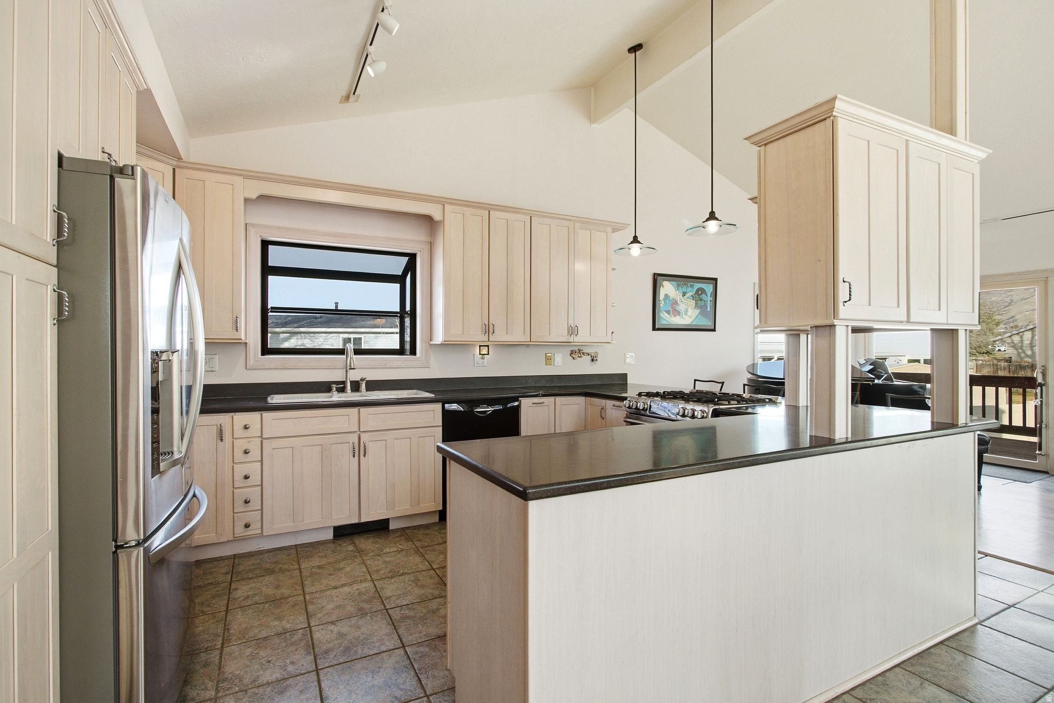 QUAIL HOLLOW - Residential