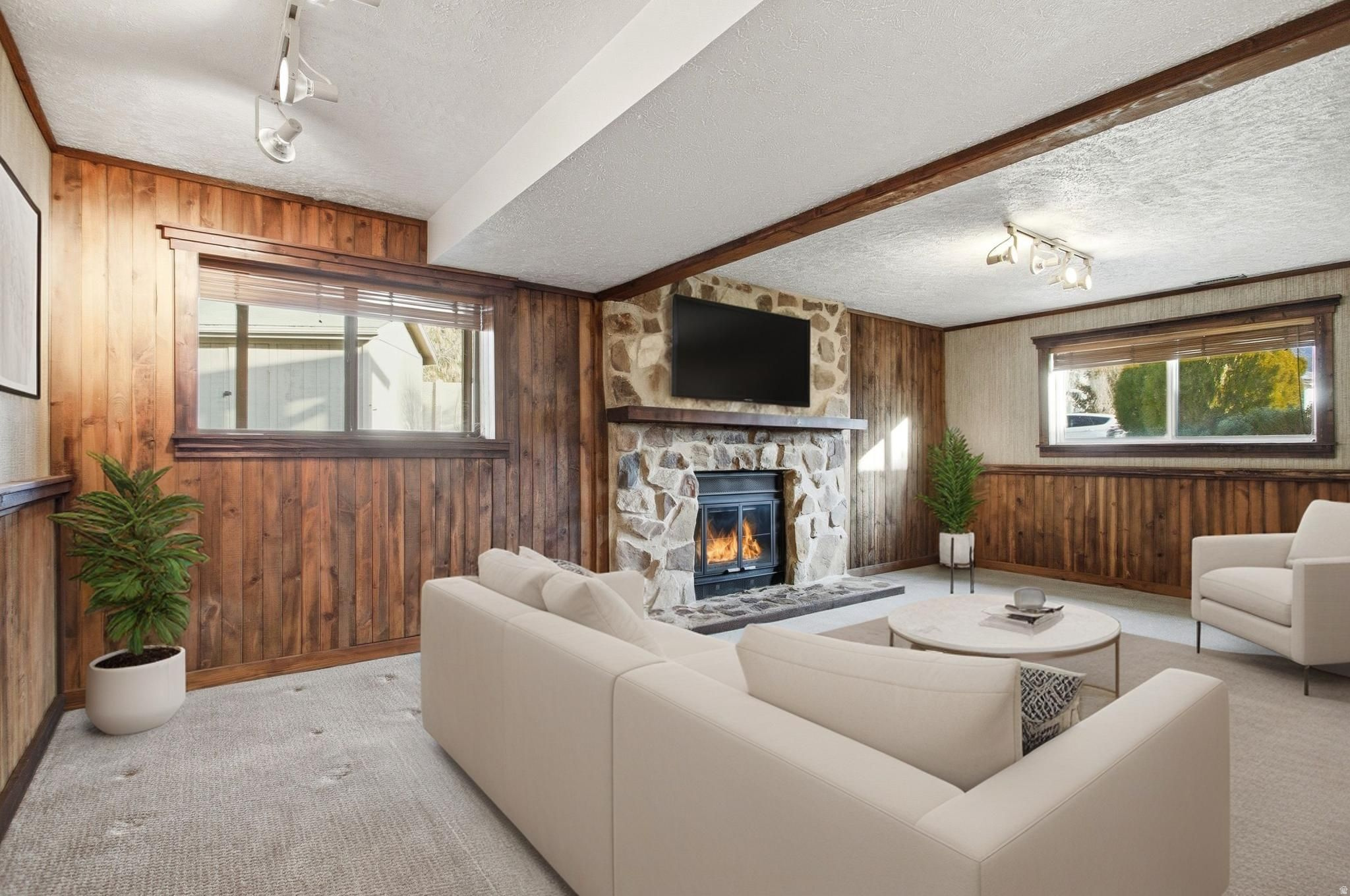 QUAIL HOLLOW - Residential