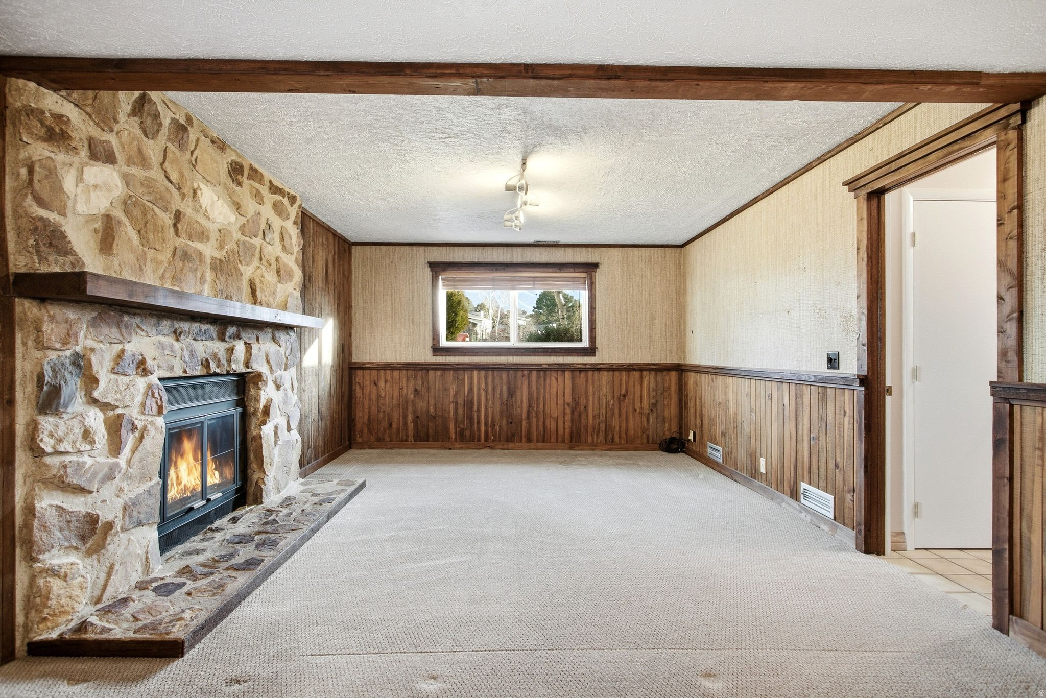 QUAIL HOLLOW - Residential