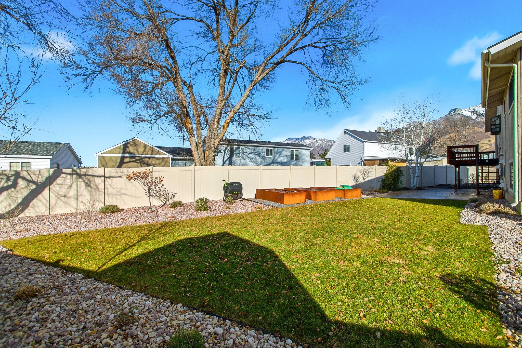 QUAIL HOLLOW - Residential