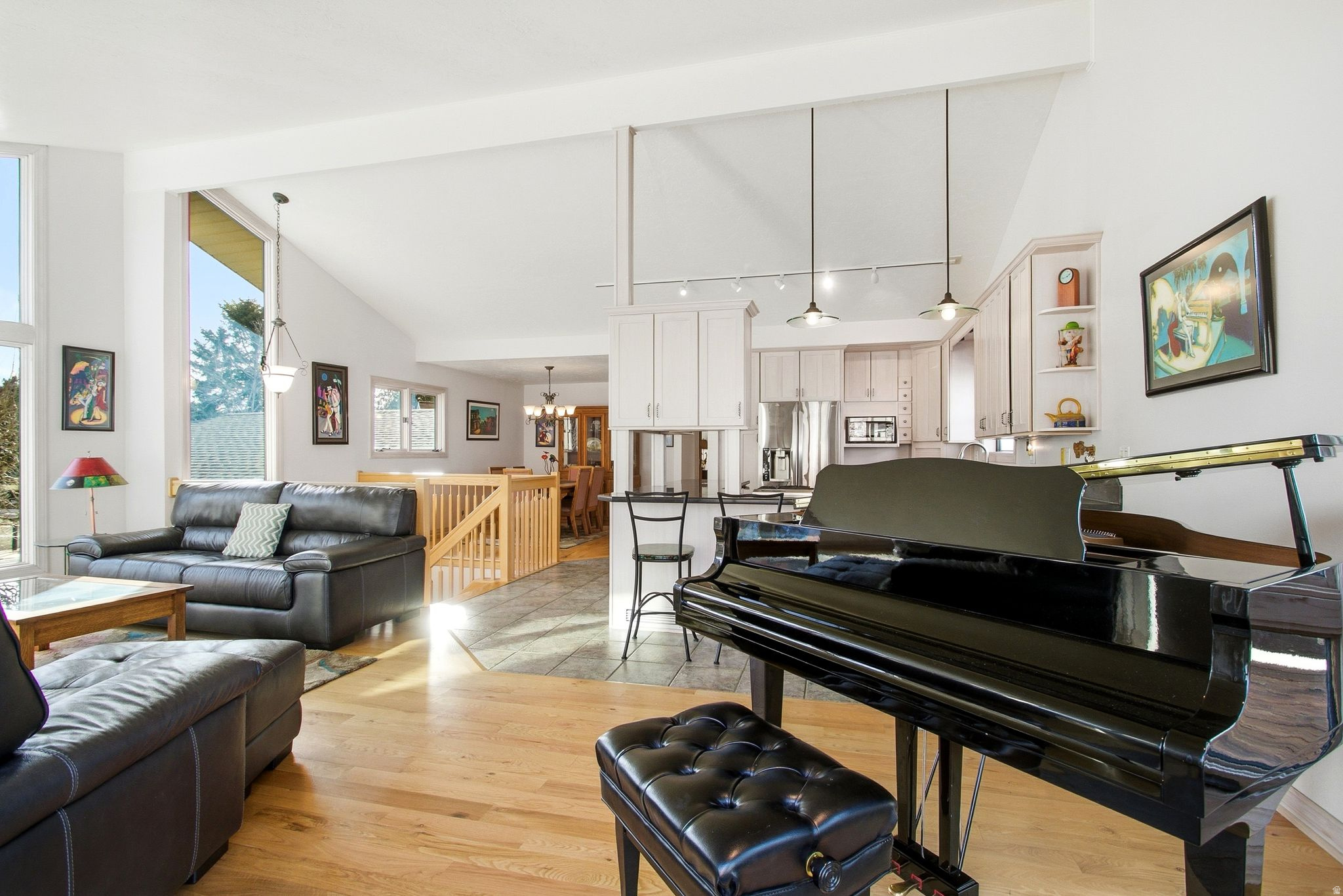 QUAIL HOLLOW - Residential