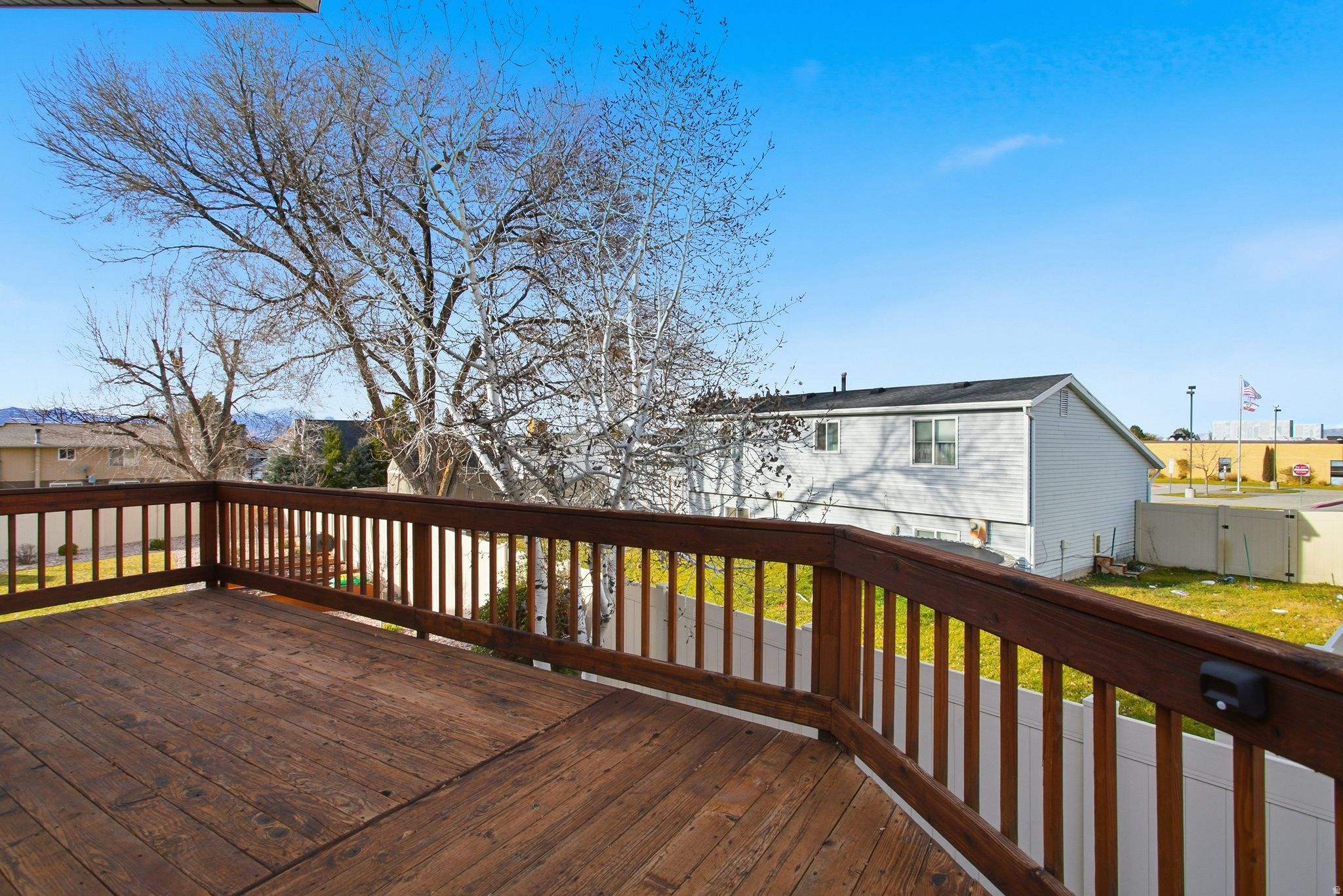 QUAIL HOLLOW - Residential