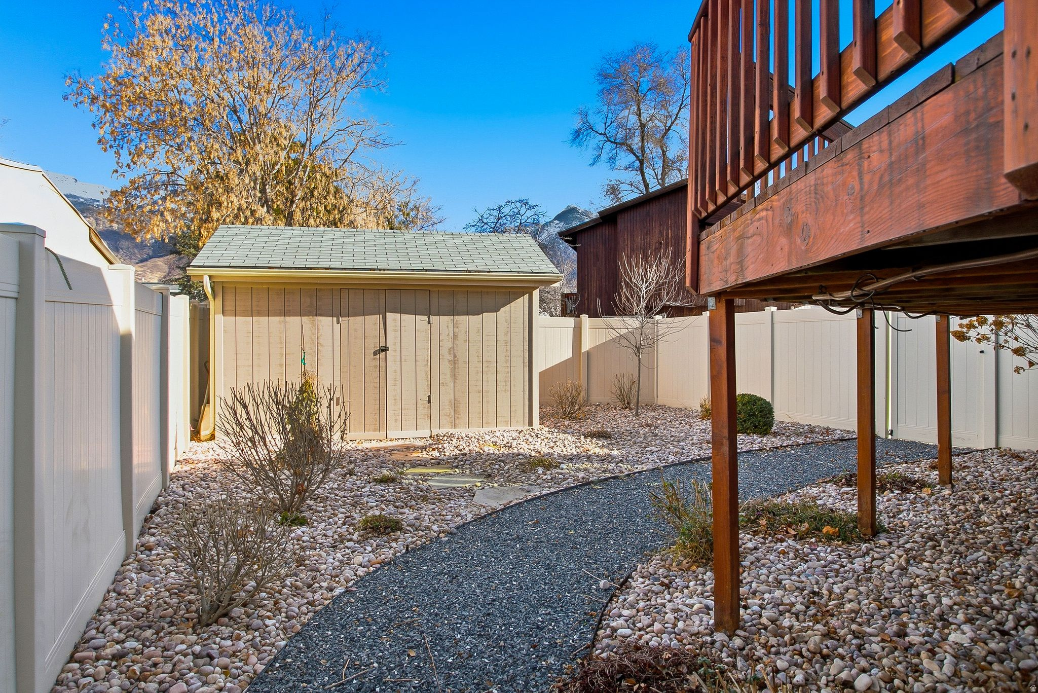 QUAIL HOLLOW - Residential