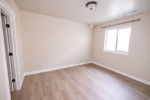 Tiny photo for 15866 S MERCER CV, Draper, UT 84020 (MLS # 2144271)