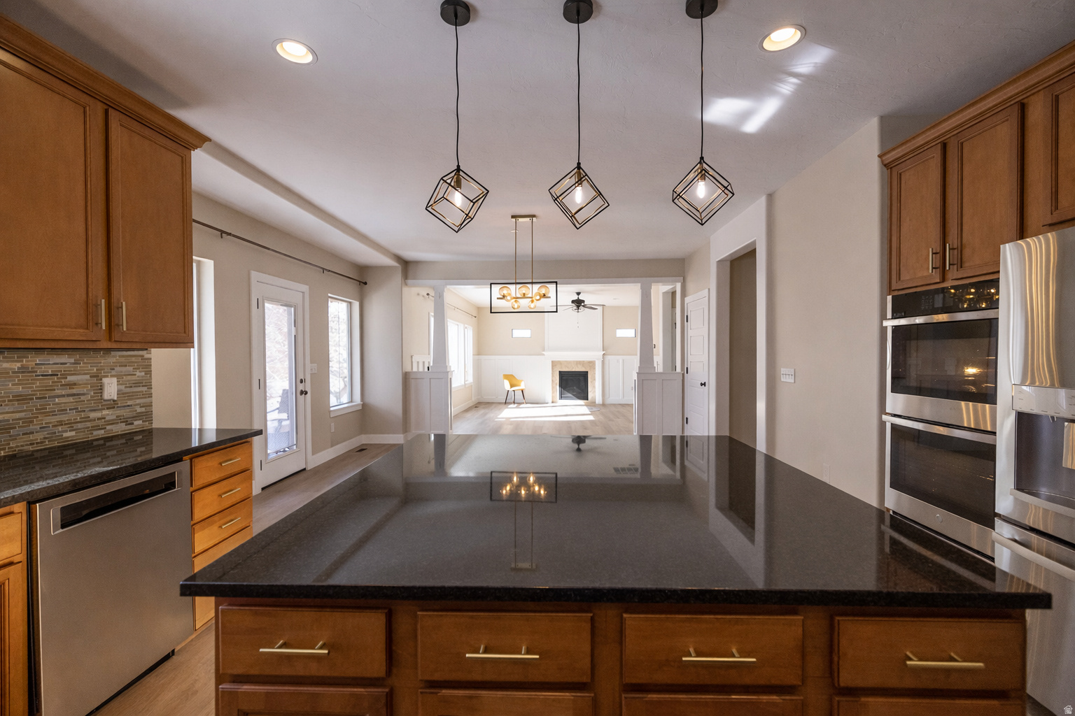 MERCER HOLLOW NO 15 AT SUNCREST - Residential