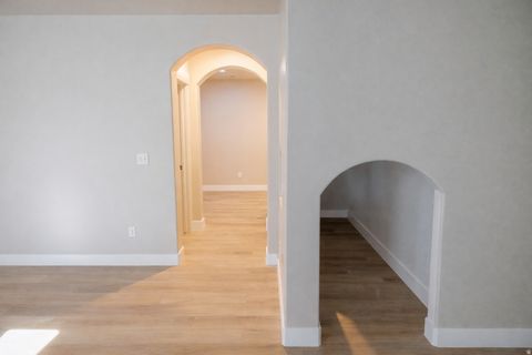 Tiny photo for 15866 S MERCER CV, Draper, UT 84020 (MLS # 2144271)