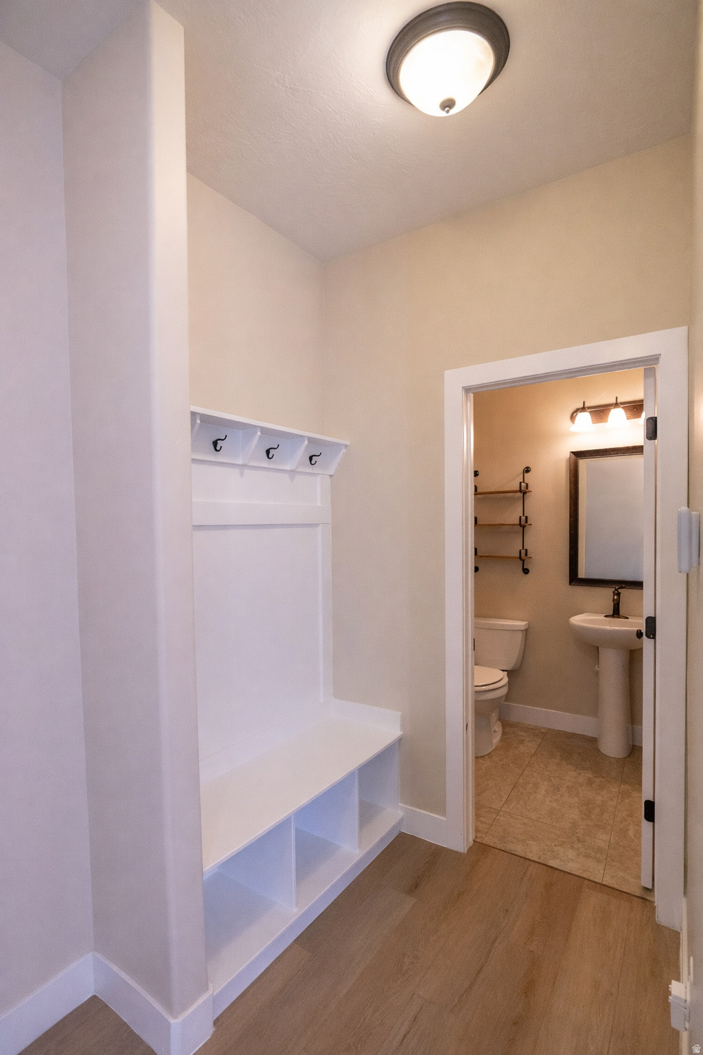 MERCER HOLLOW NO 15 AT SUNCREST - Residential