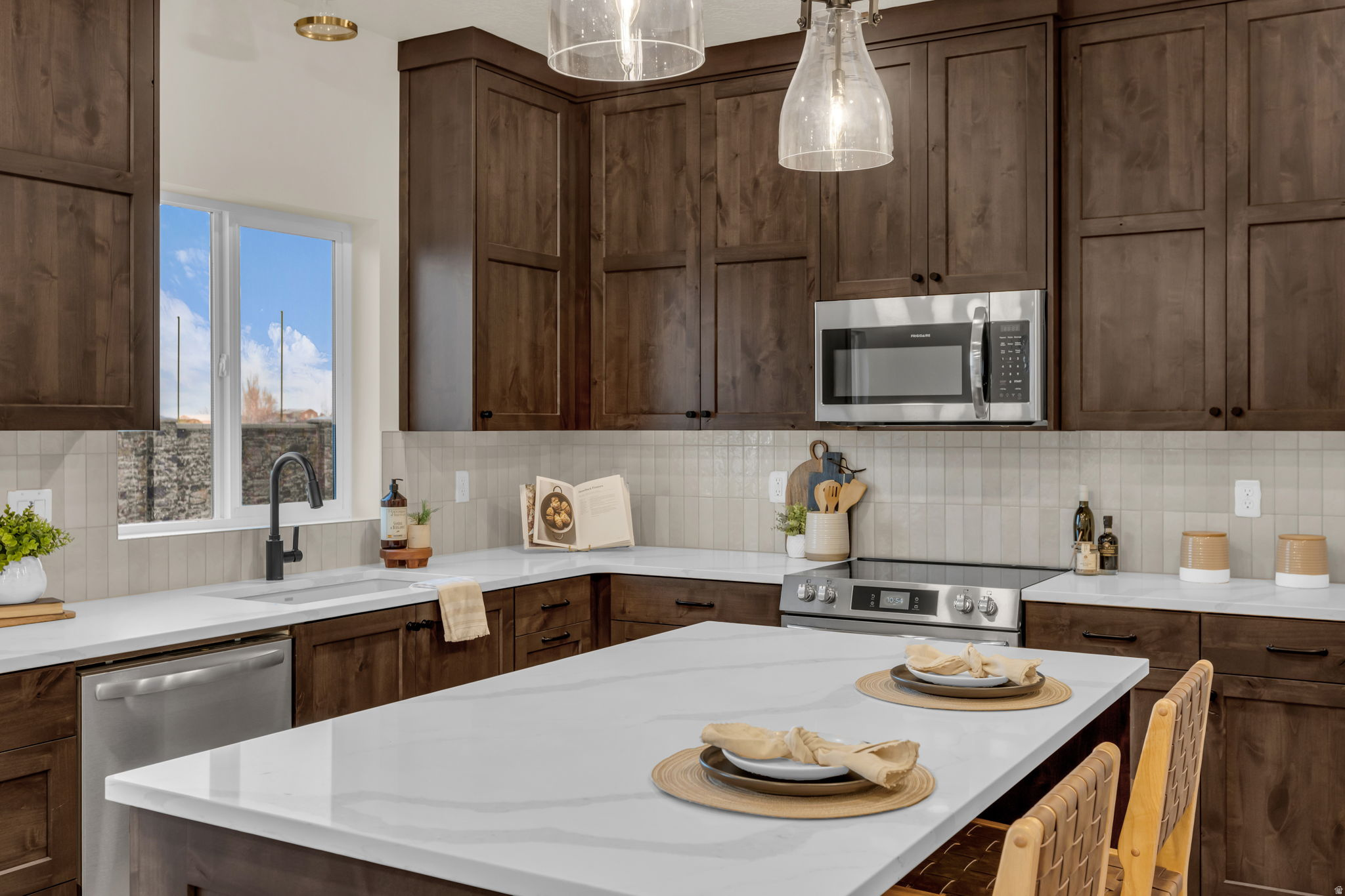 DISTANT SERENADE LOT 111 - Residential