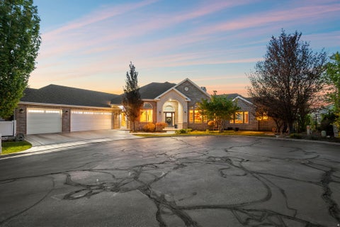 Tiny photo for 908 FREMONT RD, Bountiful, UT 84010 (MLS # 2156178)