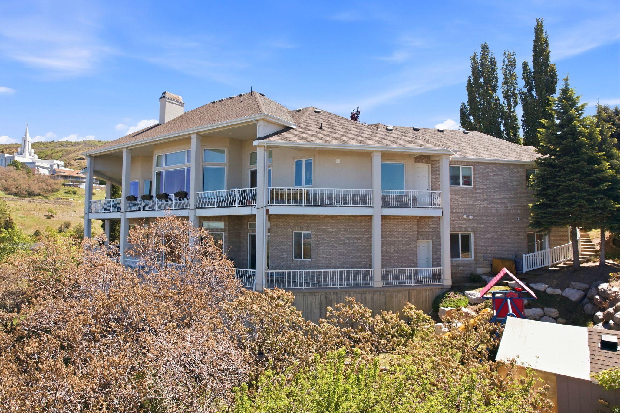 BARTON WOODS - Residential