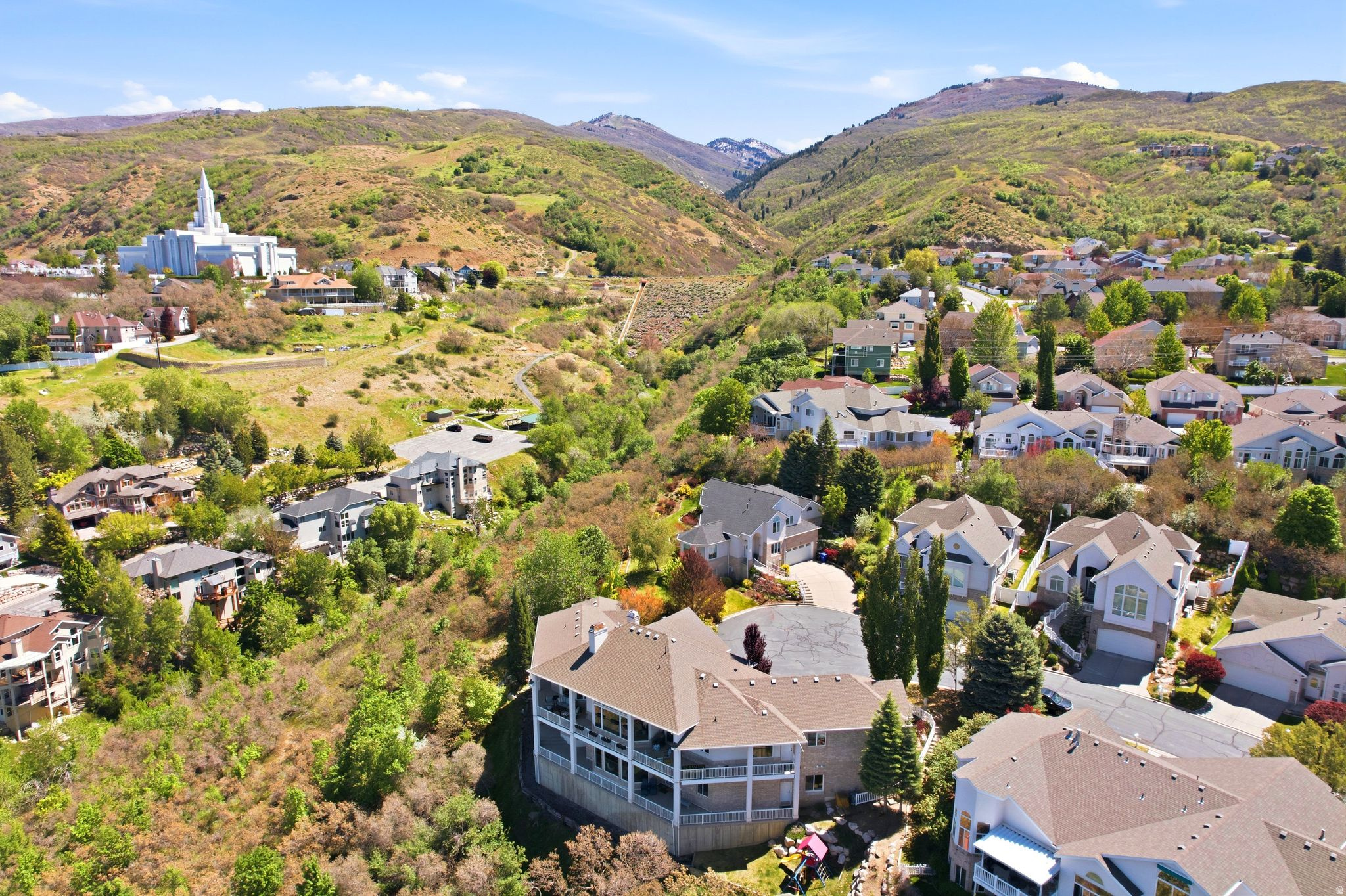 BARTON WOODS - Residential