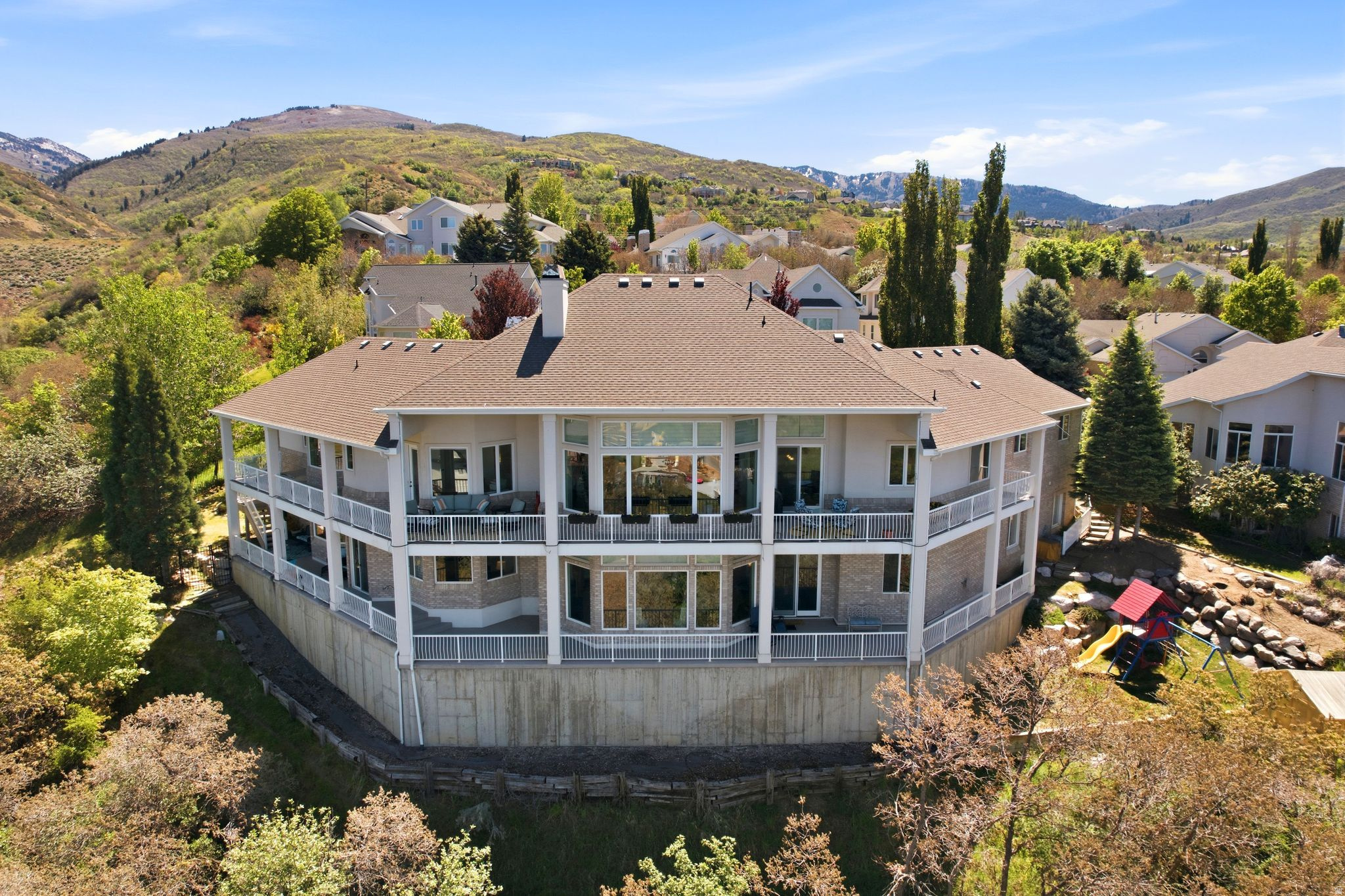 BARTON WOODS - Residential