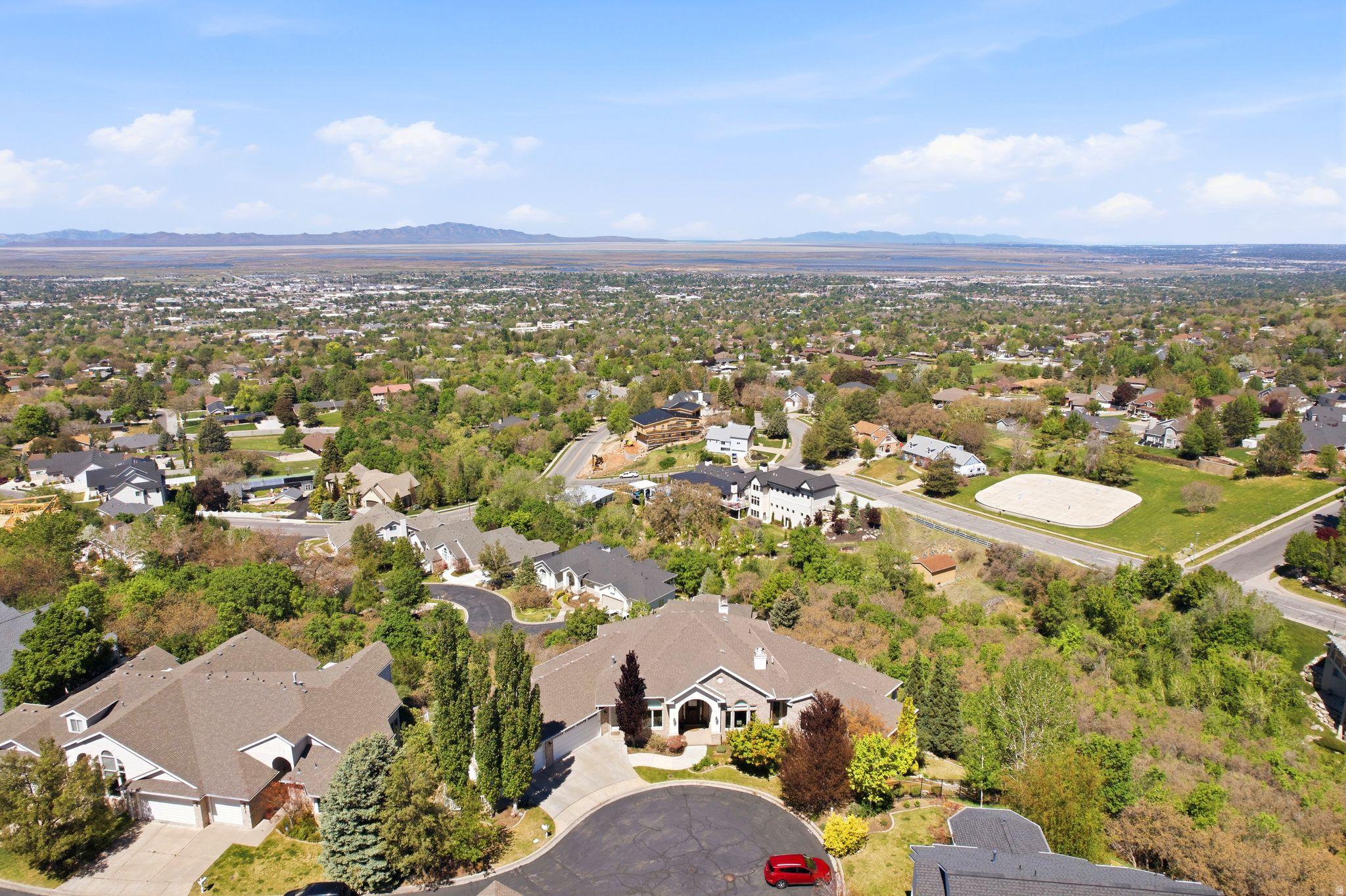BARTON WOODS - Residential