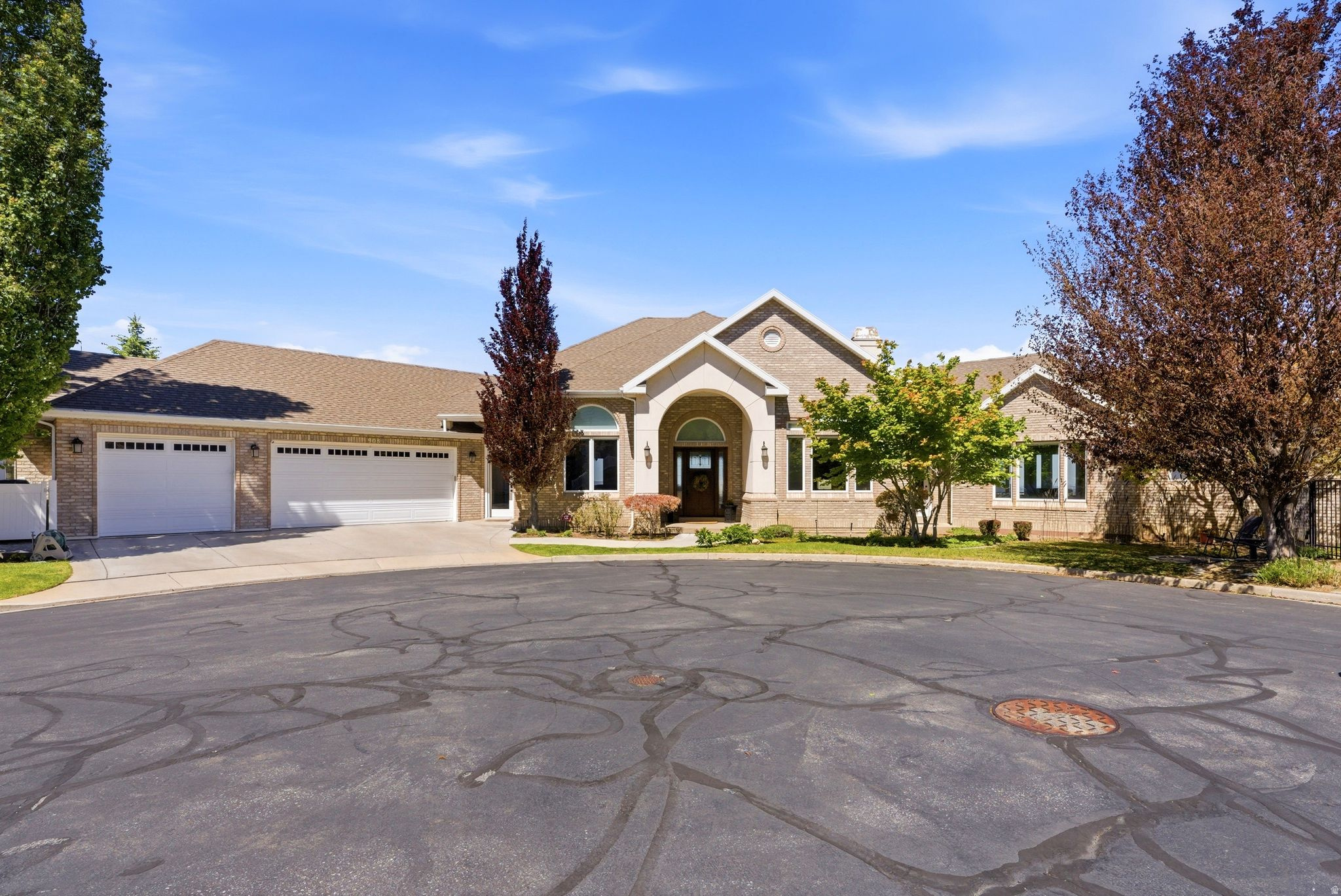 BARTON WOODS - Residential