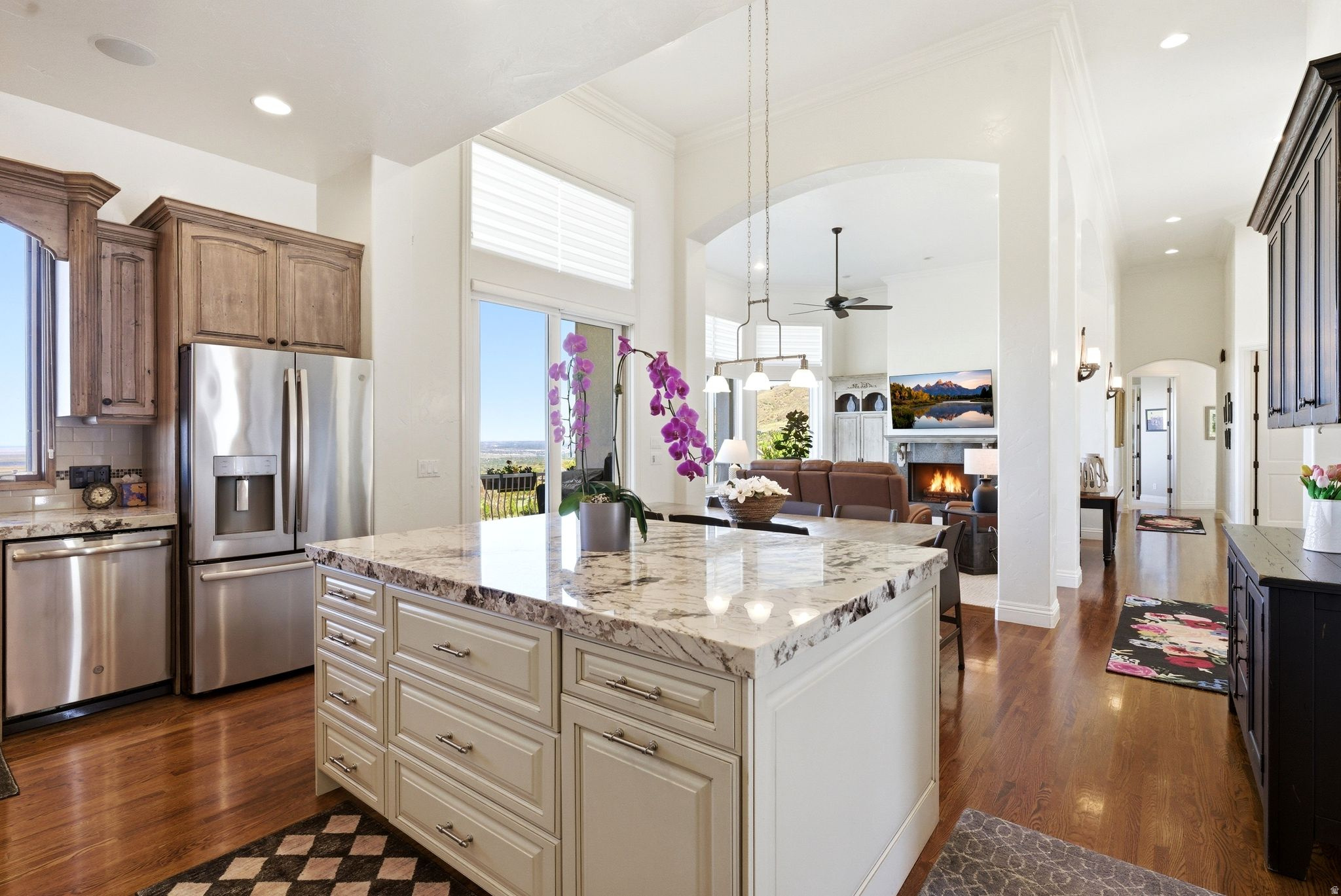 BARTON WOODS - Residential