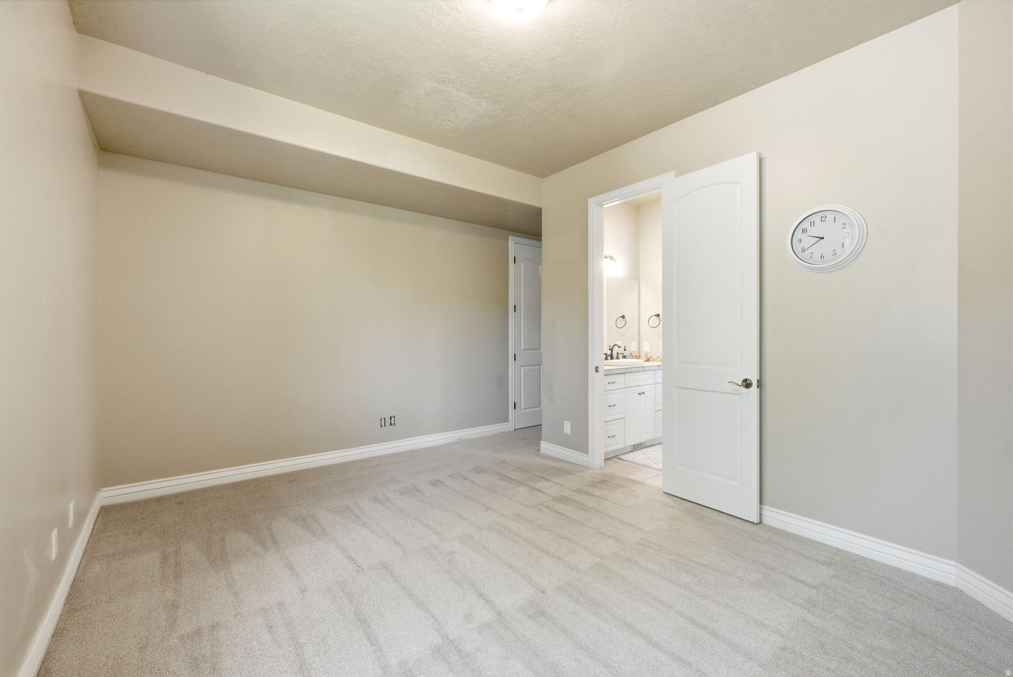 BARTON WOODS - Residential