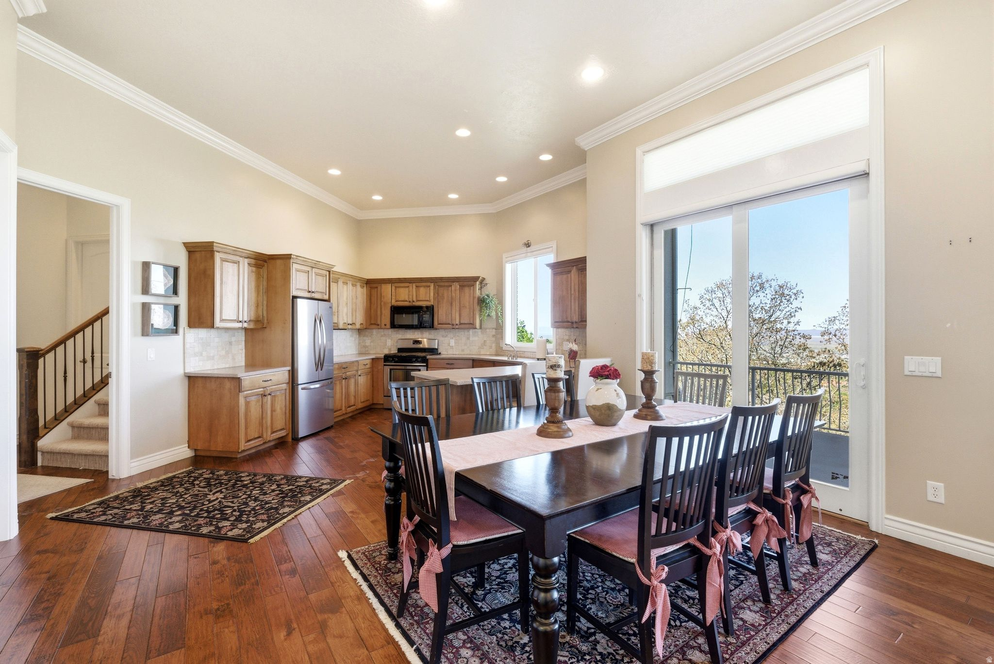 BARTON WOODS - Residential