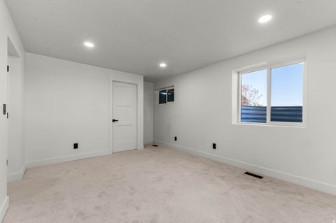 Tiny photo for 505 E 4750 N, Provo, UT 84604 (MLS # 2154940)