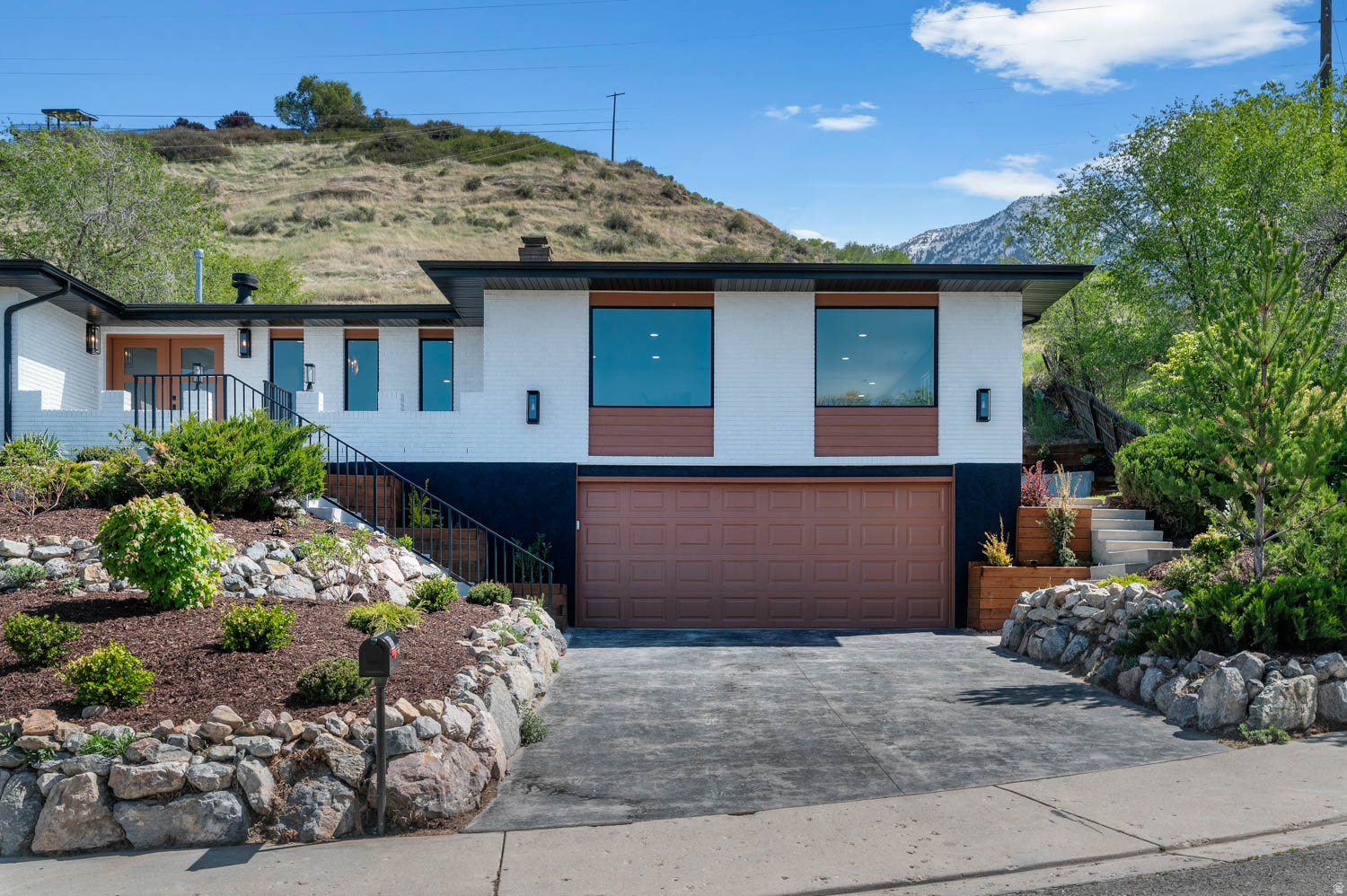 DORMONT ESTATES - Residential