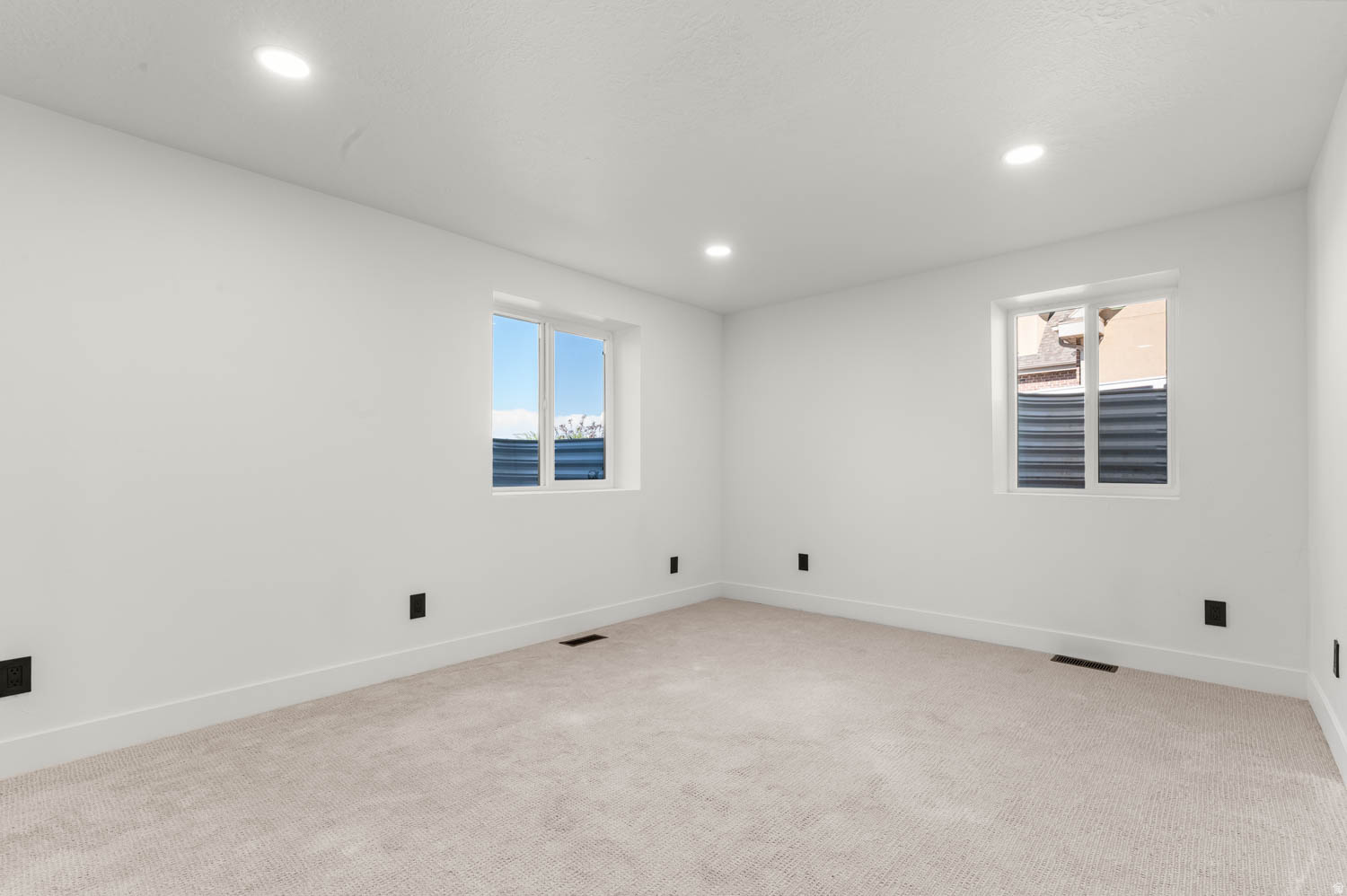 DORMONT ESTATES - Residential