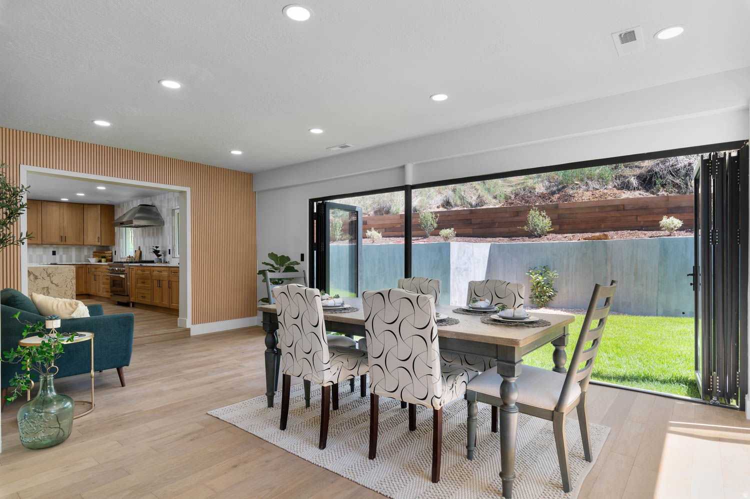DORMONT ESTATES - Residential