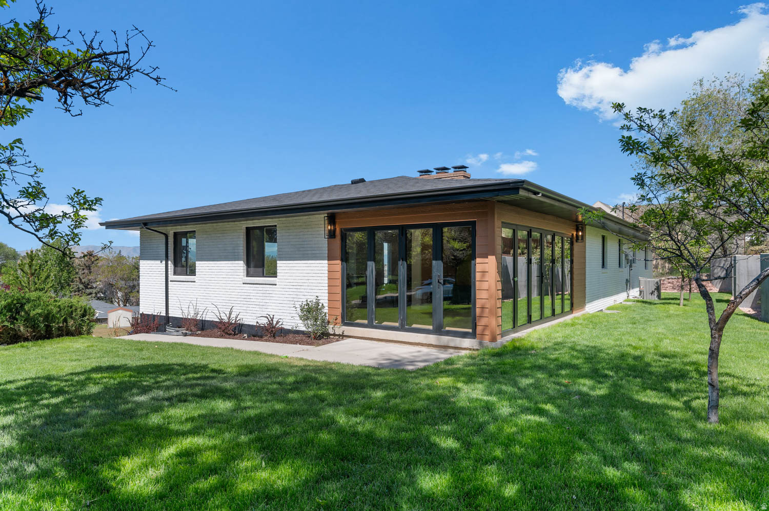 DORMONT ESTATES - Residential