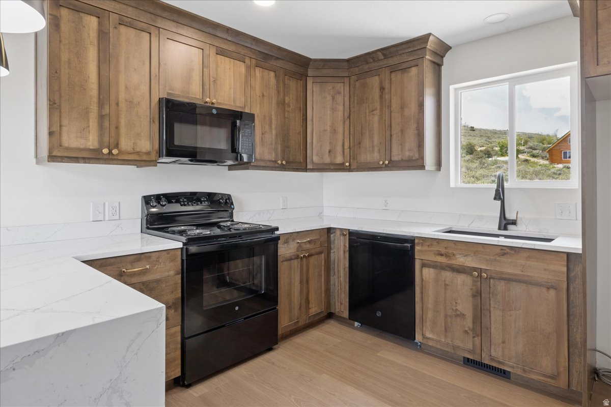 SWAN CREEK VILLAGE - Residential
