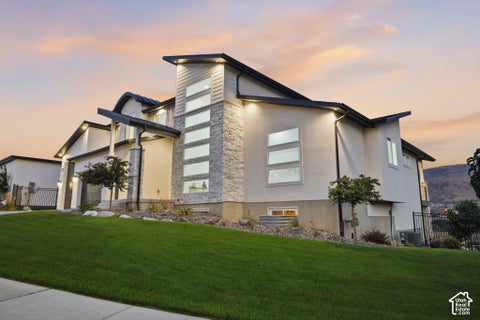 Tiny photo for 14281 S SUMMIT CREST LN, Herriman, UT 84096 (MLS # 2187321)