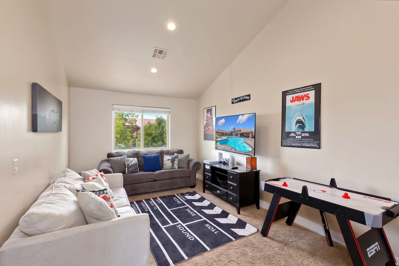 CORAL RIDGE TOWNHOMES PH 3-A - Residential