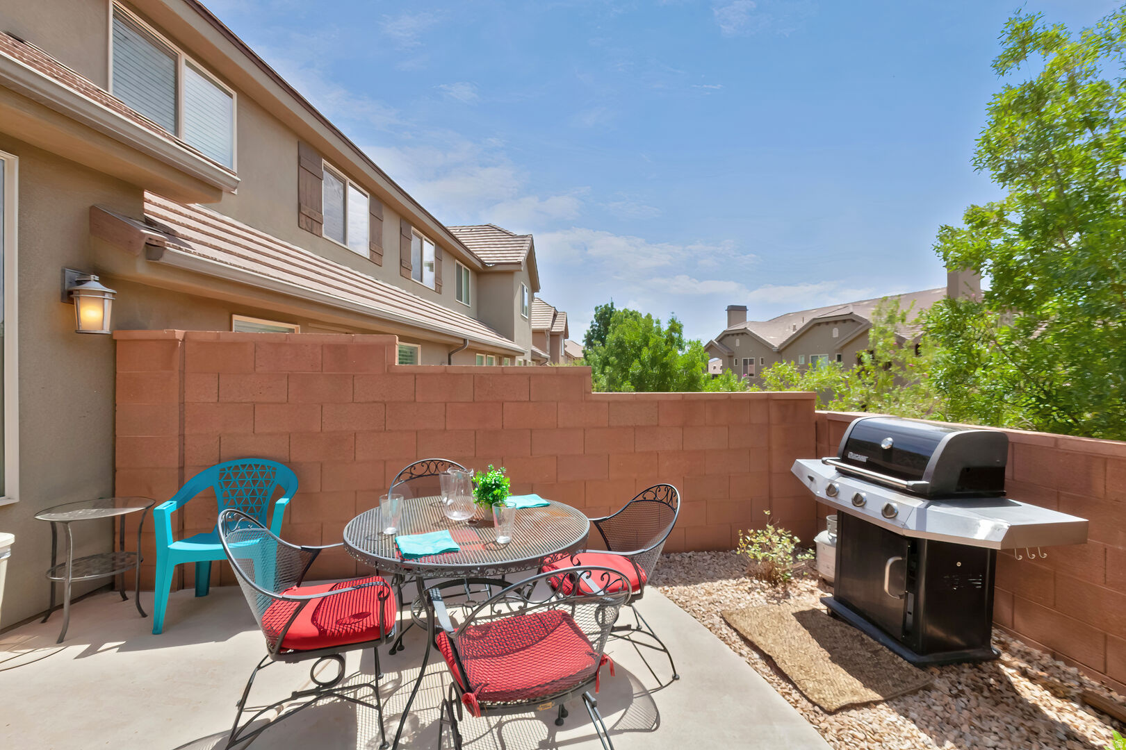 CORAL RIDGE TOWNHOMES PH 3-A - Residential