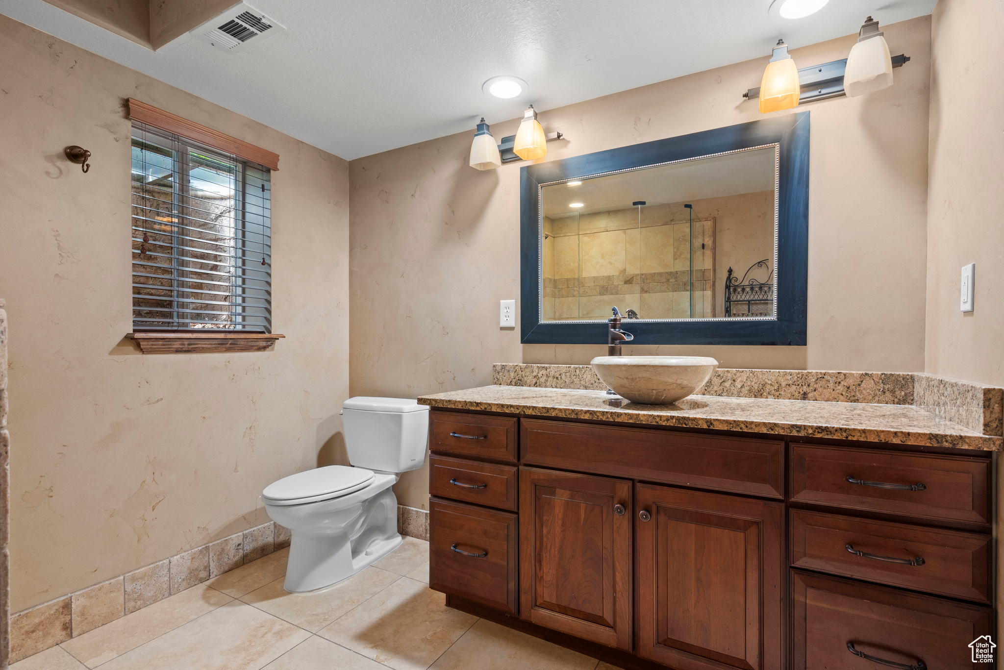 2242 E Deere View Dr, Layton, Utah image 37