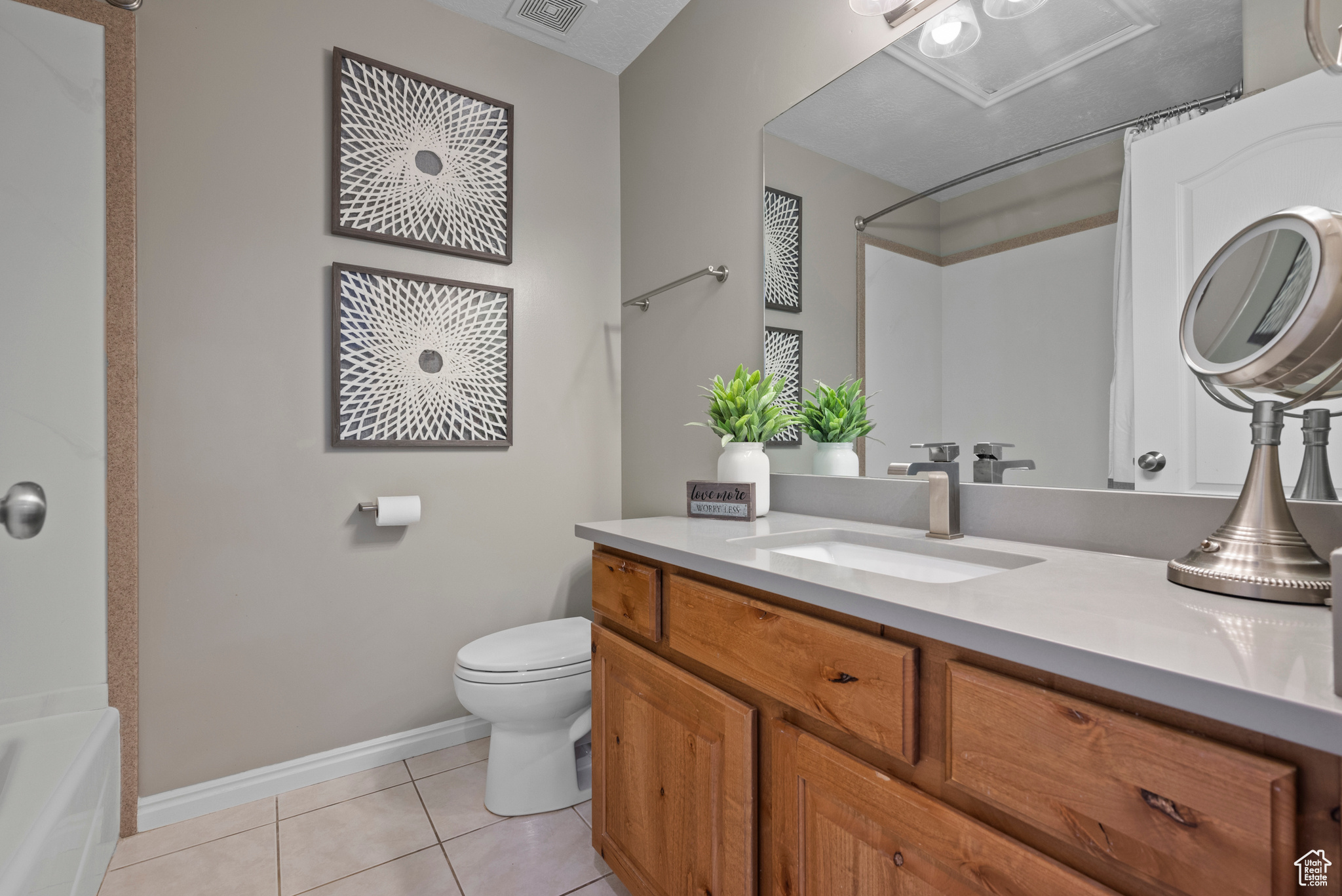 2242 E Deere View Dr, Layton, Utah image 28
