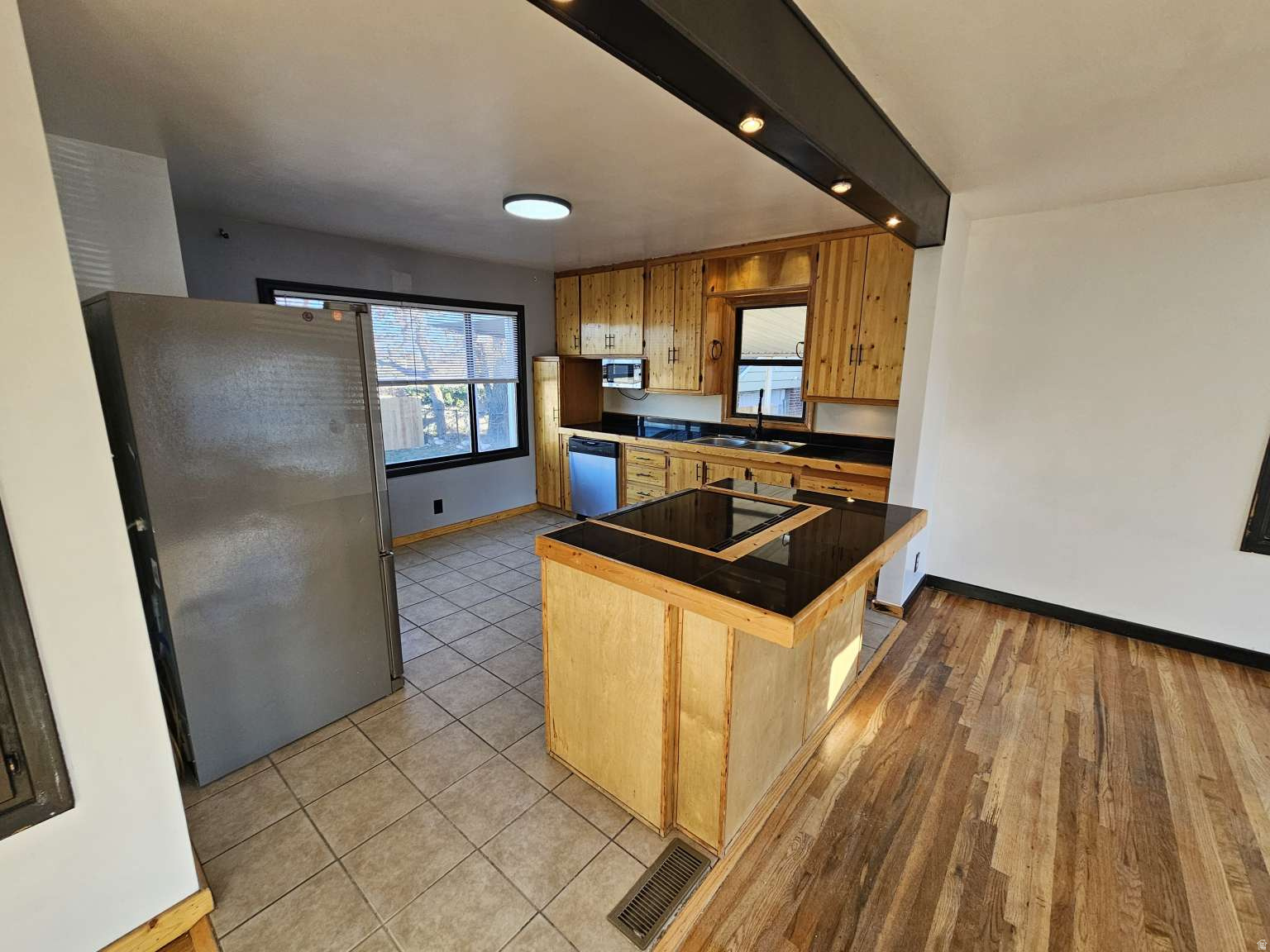 OQUIRRH HILLS NO 4 - Residential