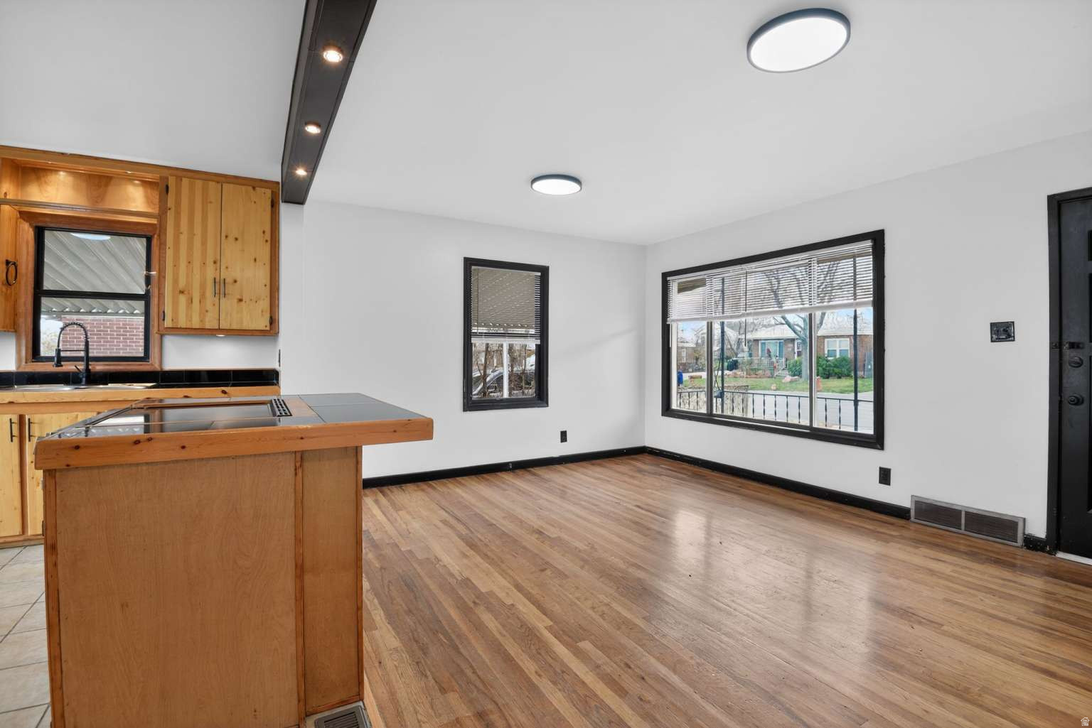 OQUIRRH HILLS NO 4 - Residential