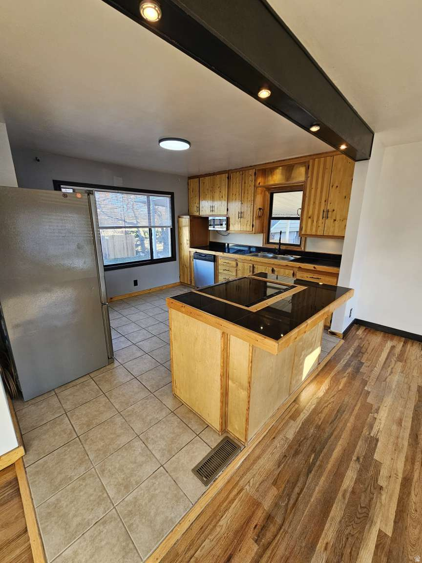 OQUIRRH HILLS NO 4 - Residential